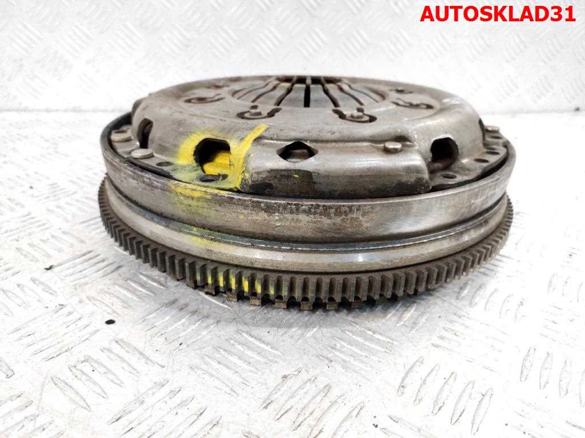 Маховик в сборе со сцеплением W202 OM611 A6110300405, 15000 рублей, Дубовое