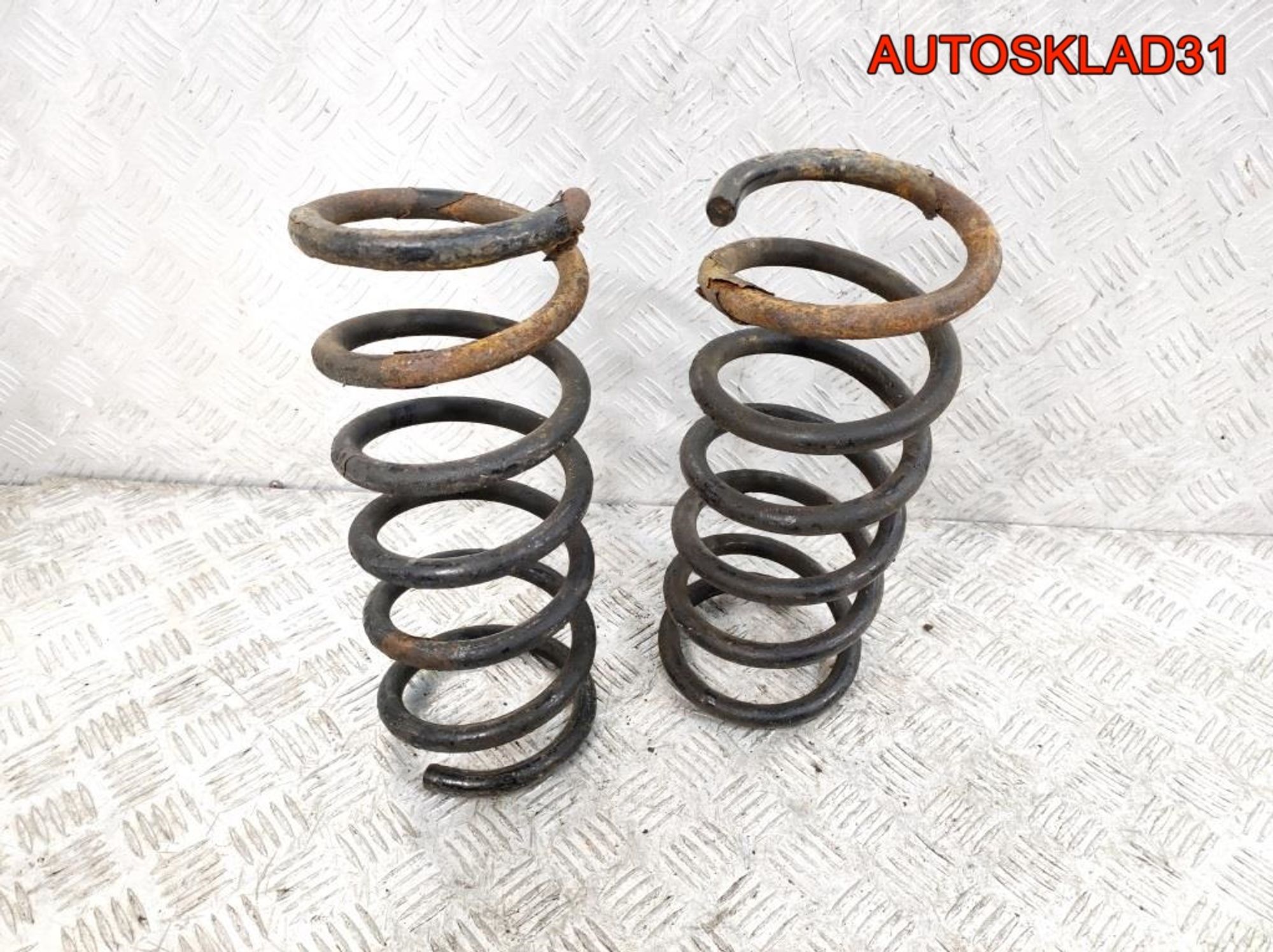 Пружина подвески задняя Комплект Ford S-MAX 1509833, 2000 рублей, Дубовое