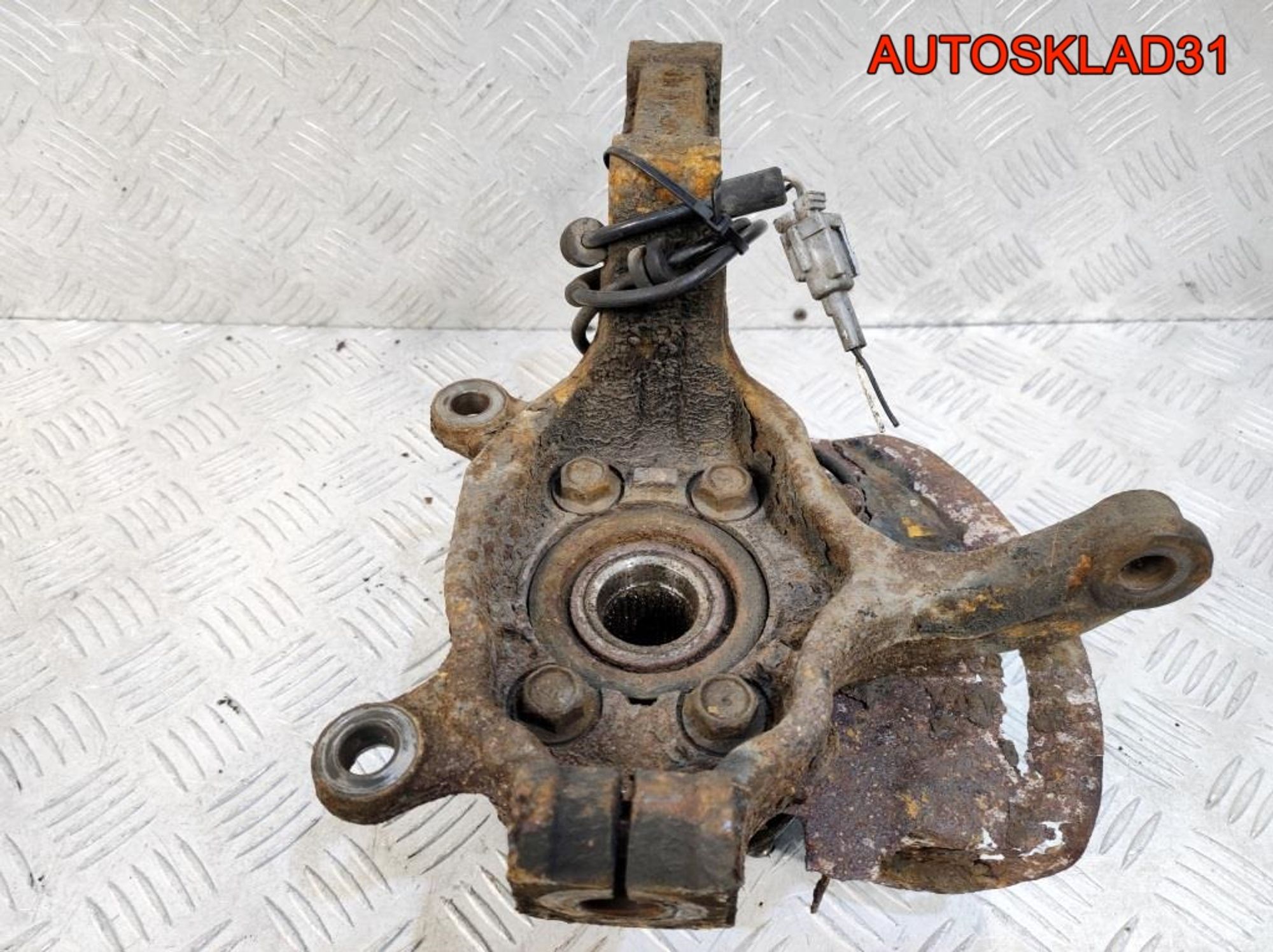 Кулак поворотный передний правый Nissan Qashqai 1, 2900 рублей, Дубовое