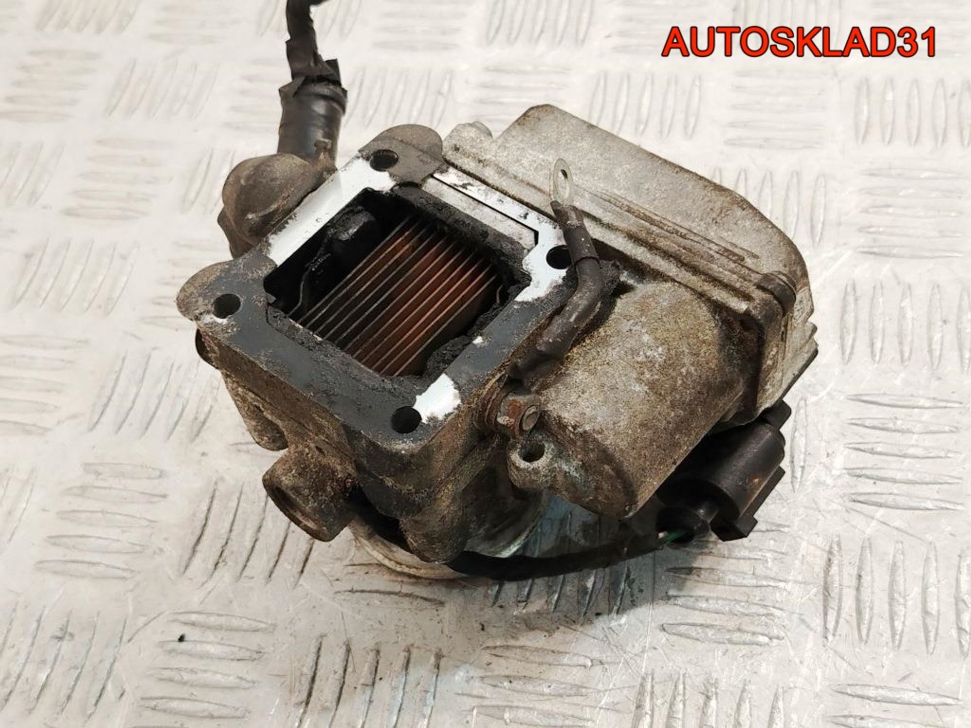 Заслонка дроссельная Hyundai i30 1,6 Дизель 351002A750, 2000 рублей, Дубовое