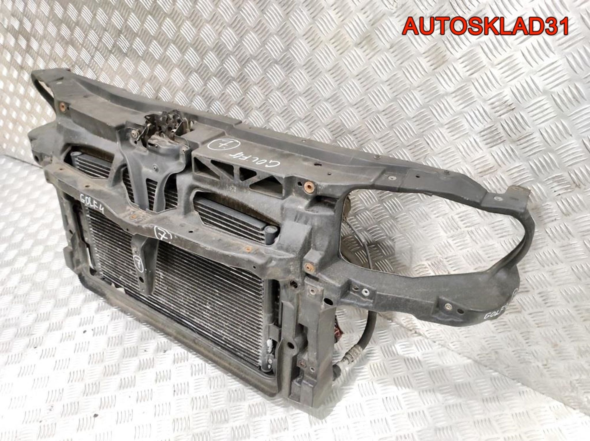Панель передняя в сборе VW Golf 4 1,4 Бензин, 20000 рублей, Дубовое