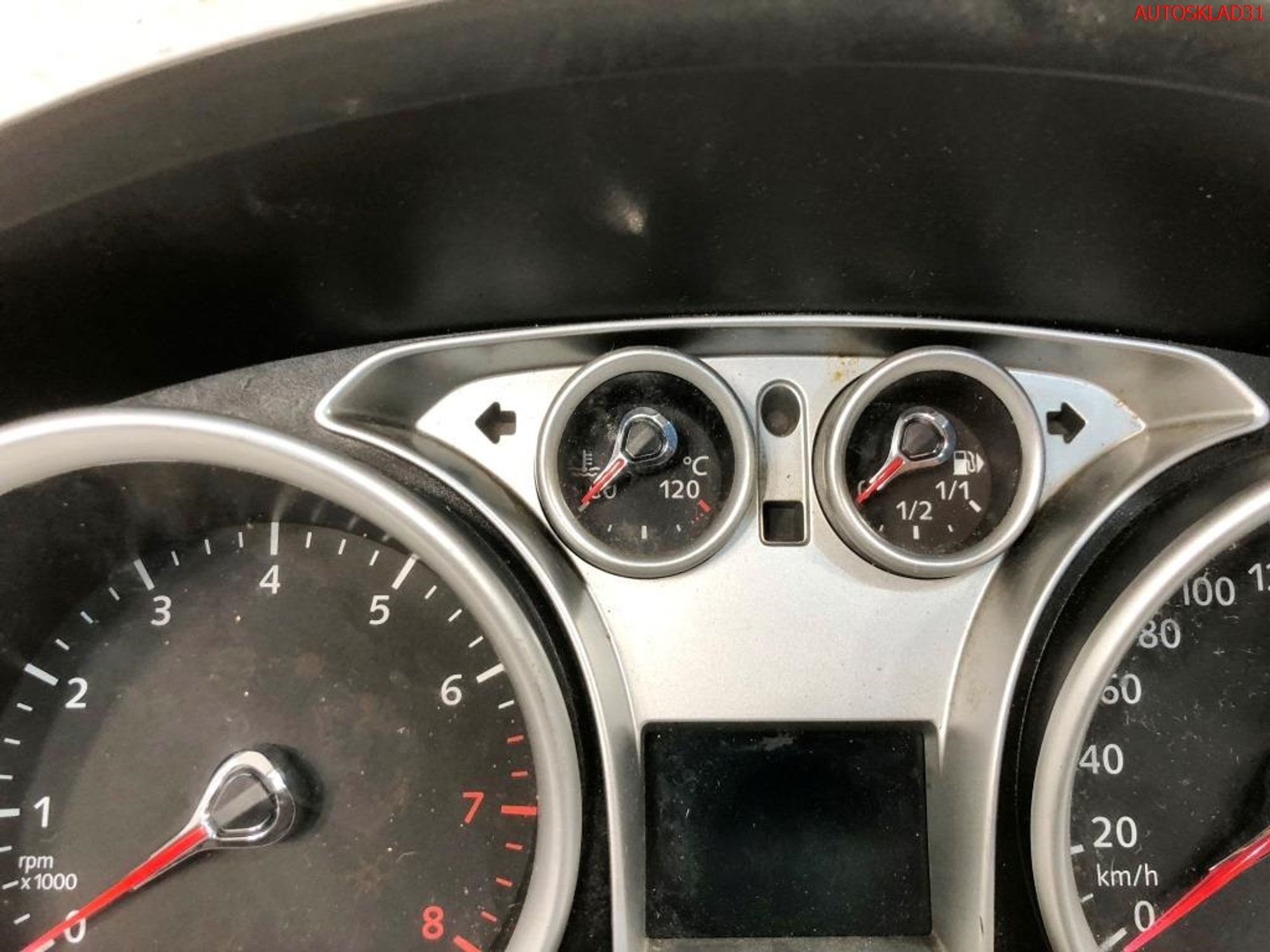 Панель приборов Ford Focus 2 1,6 Бензин 8V4T10849EH, 20000 рублей, Дубовое