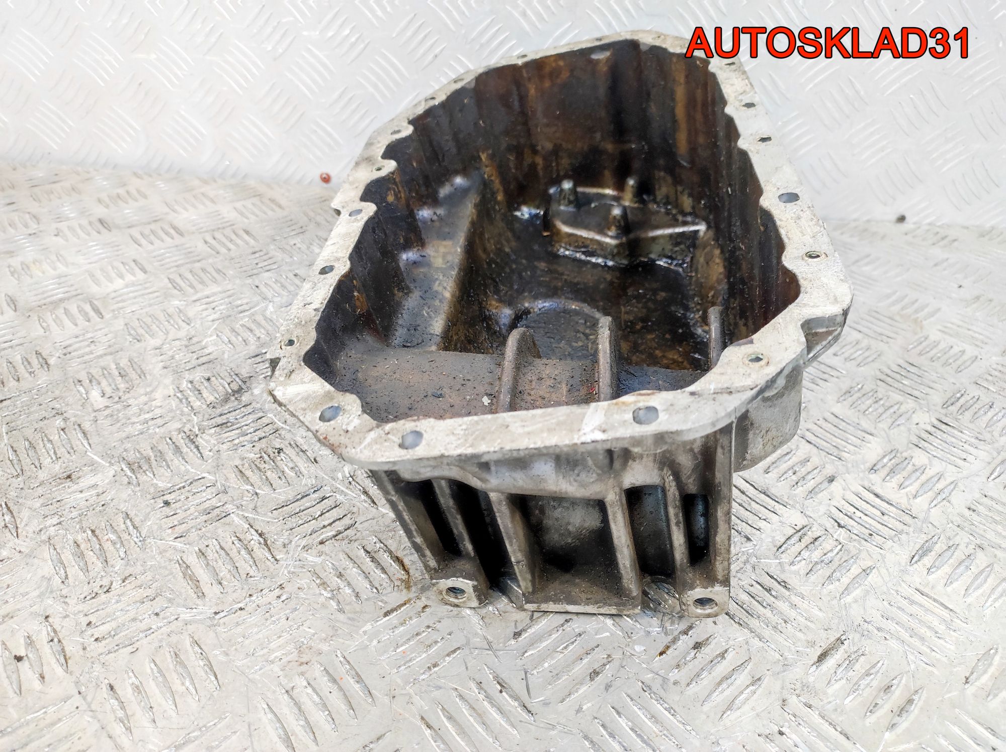 Поддон двигателя VW Golf 4 030103603P 1,4 Бензин, 1700 рублей, Дубовое