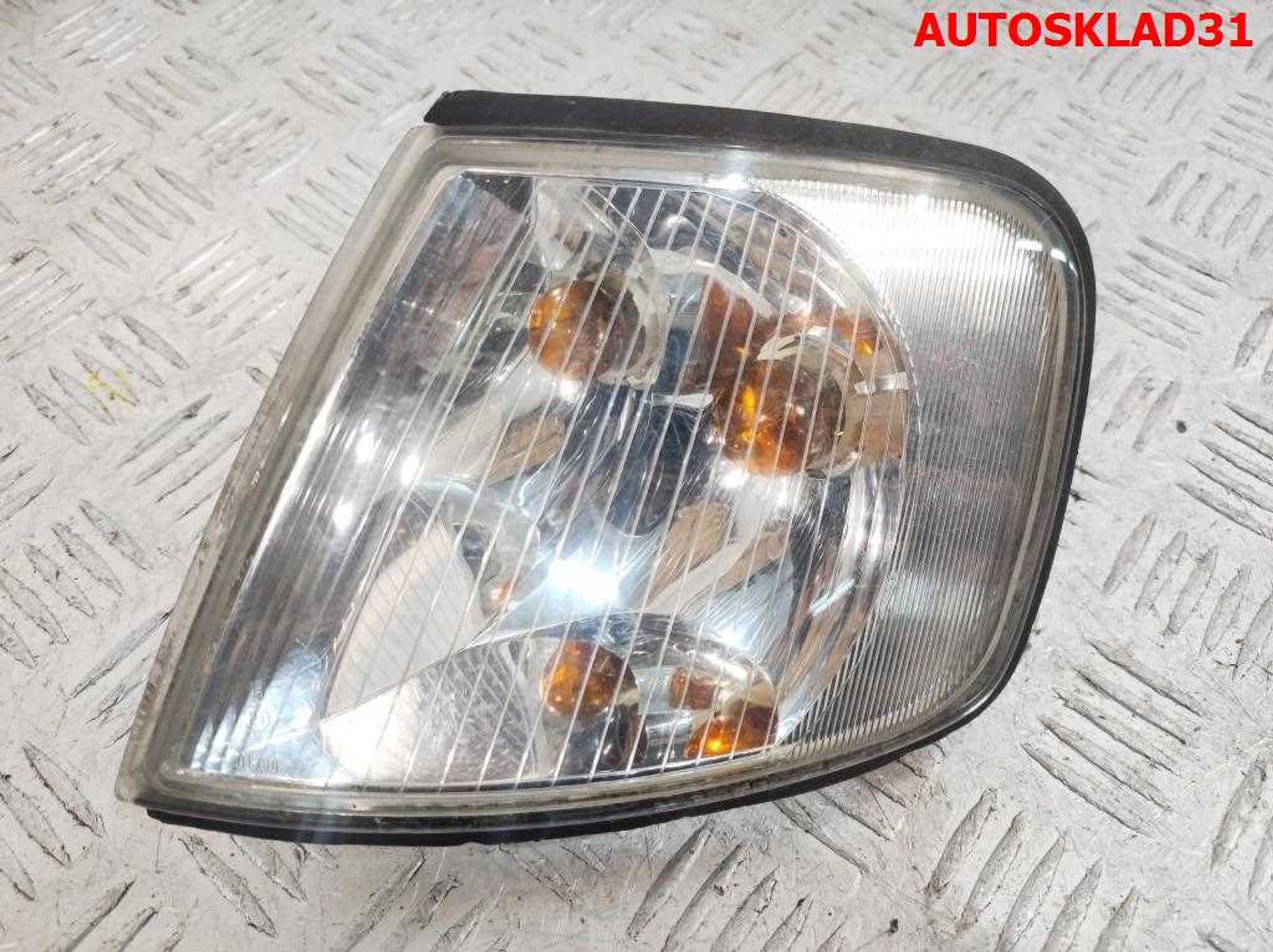 Указатель поворота левый белый Audi A3 8L0953049, 900 рублей, Дубовое