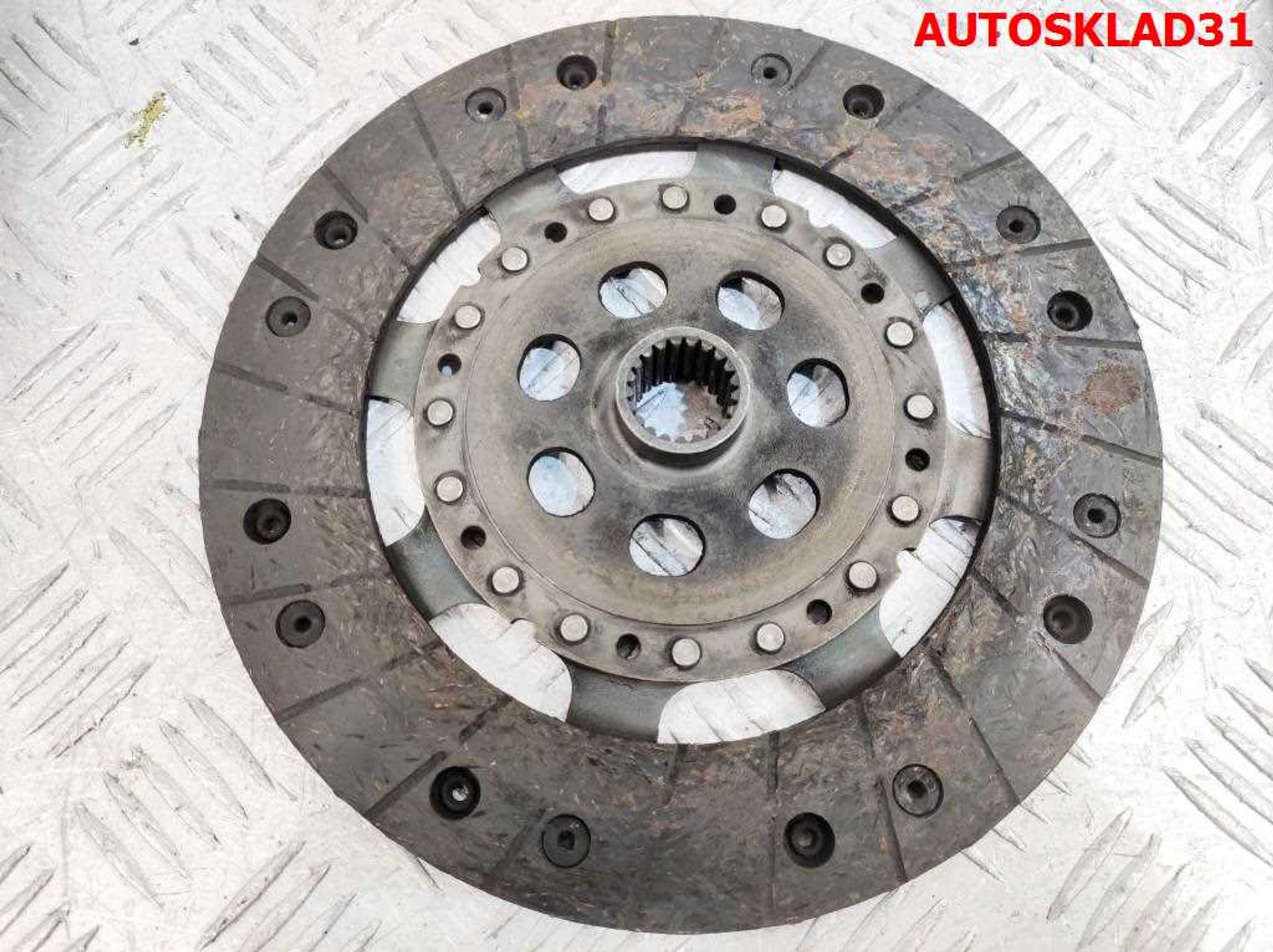 Маховик в сборе со сцеплением Renault Megane 2 1,5 K9K Дизель 8200495249, 8000 рублей, Дубовое