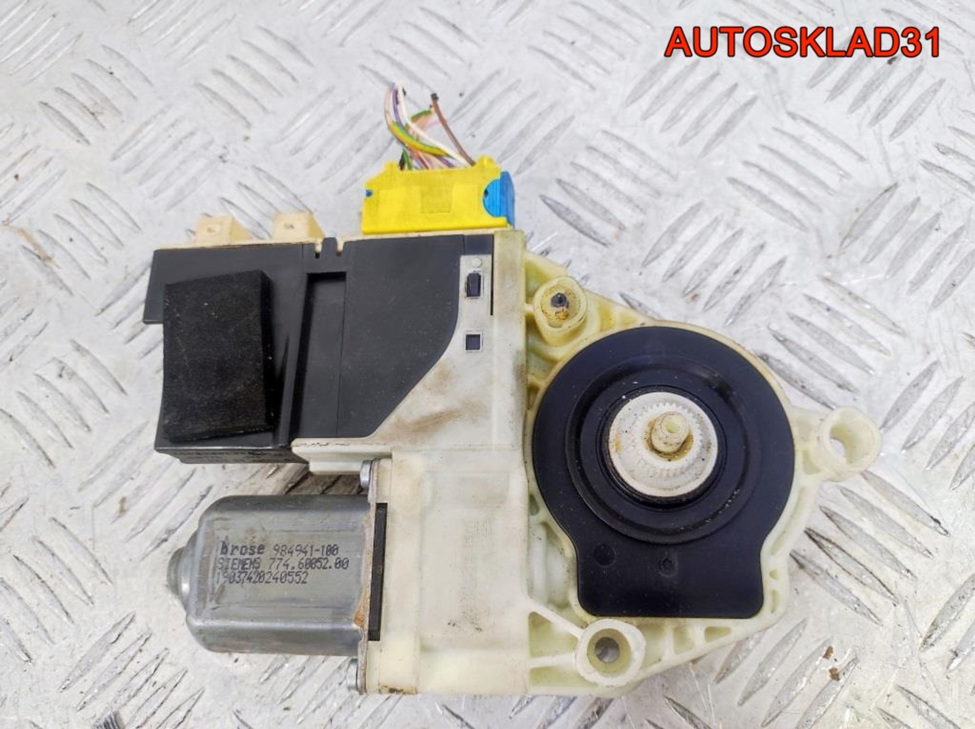 Моторчик стеклоподъемника Citroen C4 9681577780, 1300 рублей, Дубовое