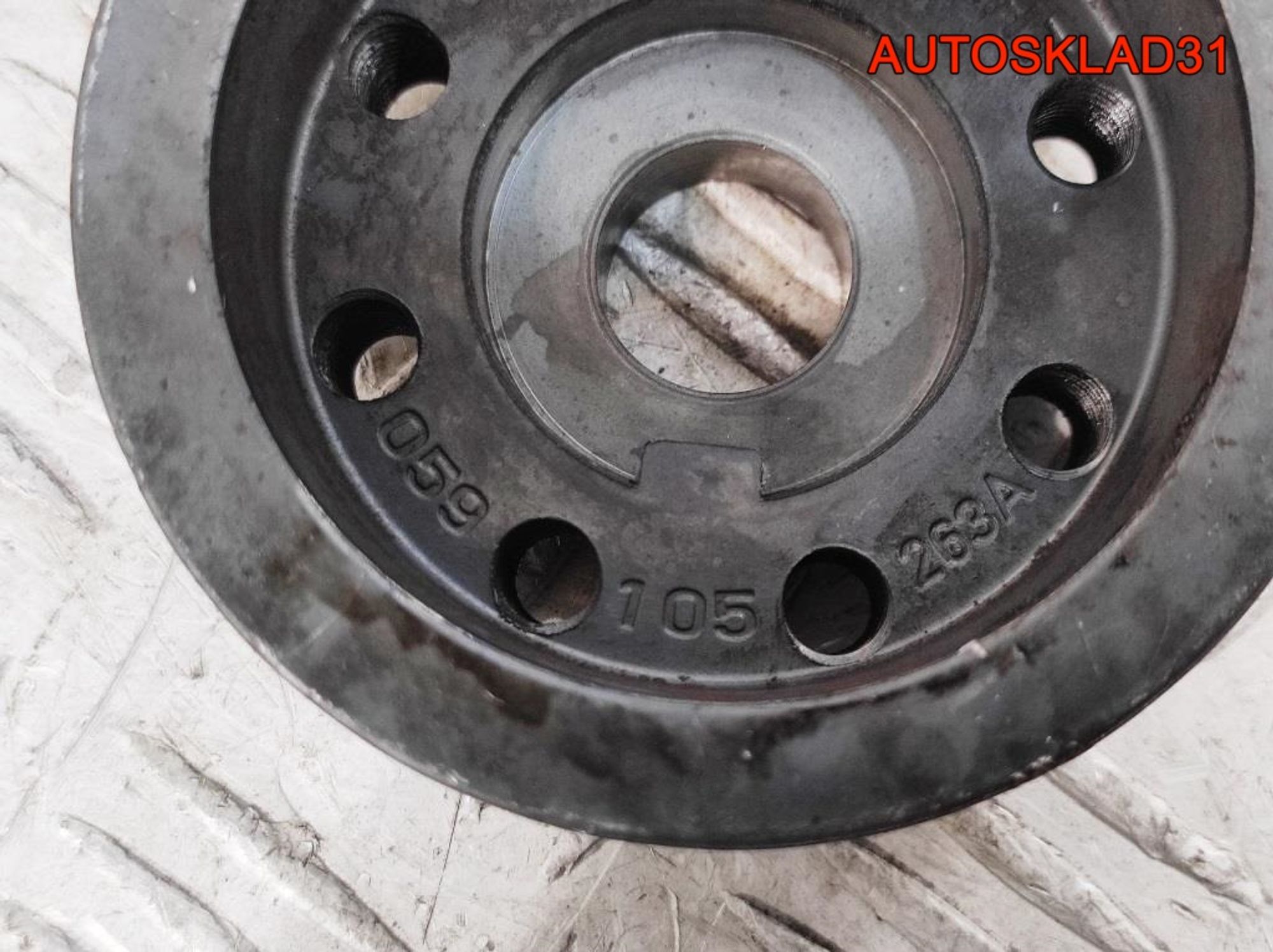 Шестерня коленвала Audi A6 C5 2,5 Дизель 059105263A, 1200 рублей, Дубовое