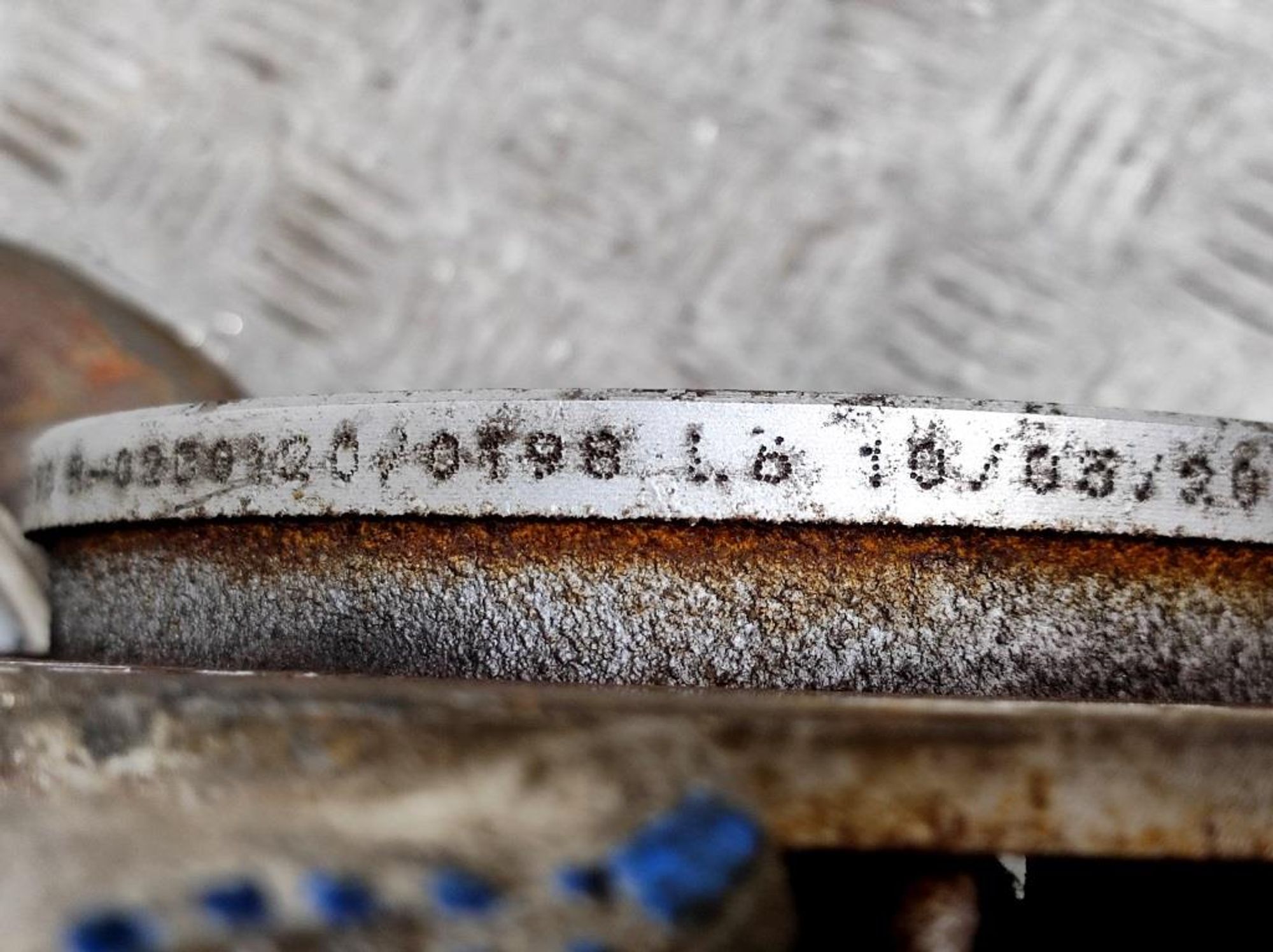 Диск тормозной передний Mitsubishi Colt 4 Z30, 2700 рублей, Дубовое