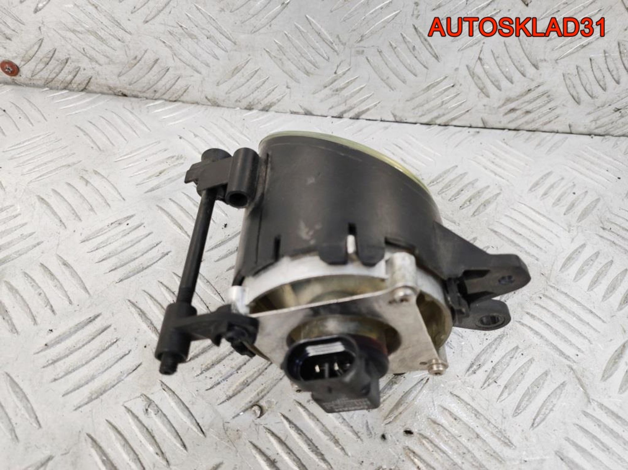 Фара противотуманная левая Audi A4 B6 8E0941699B, 1400 рублей, Дубовое