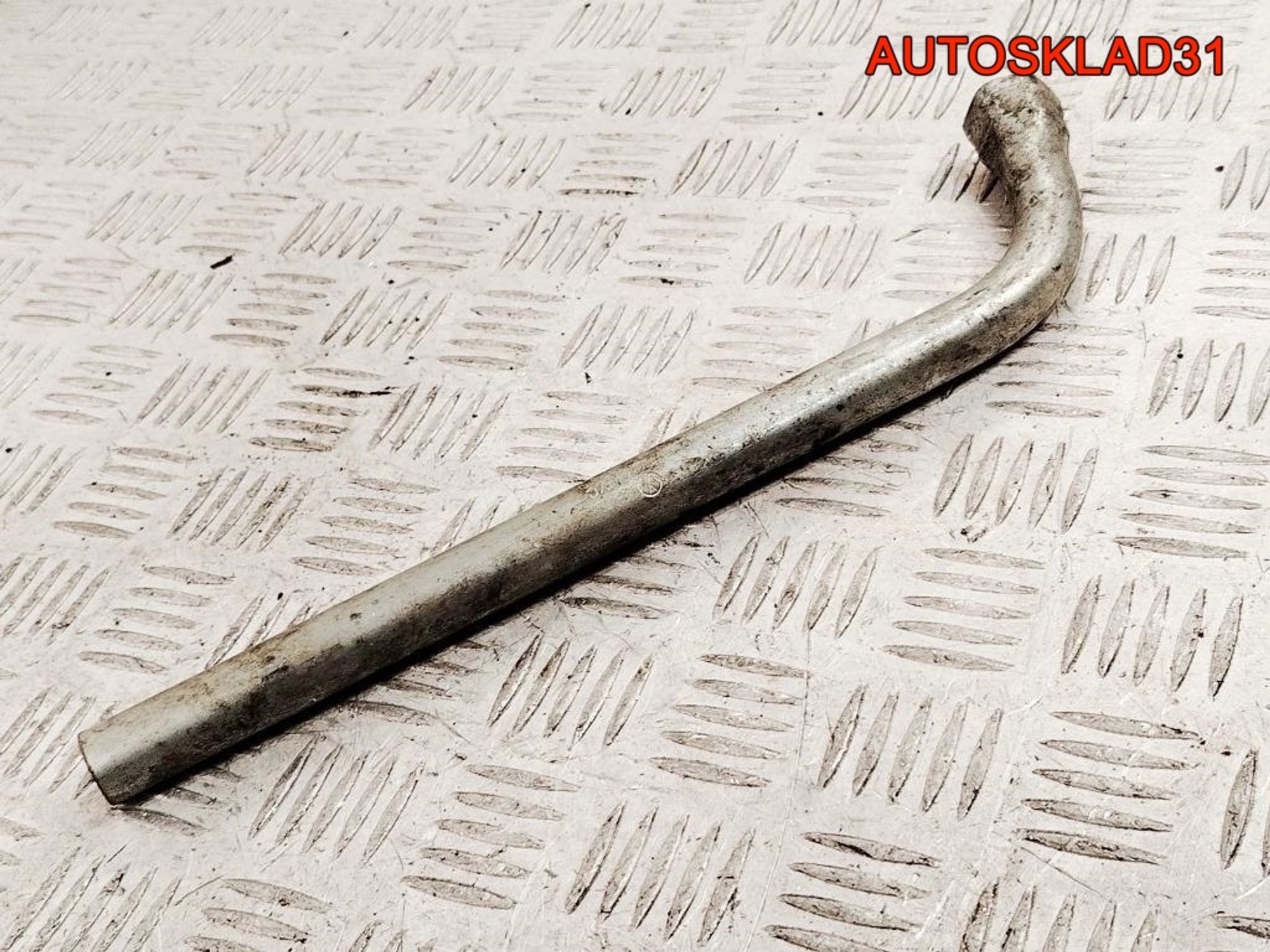 Ключ баллонный Volkswagen Sharan 7M3012219, 700 рублей, Дубовое