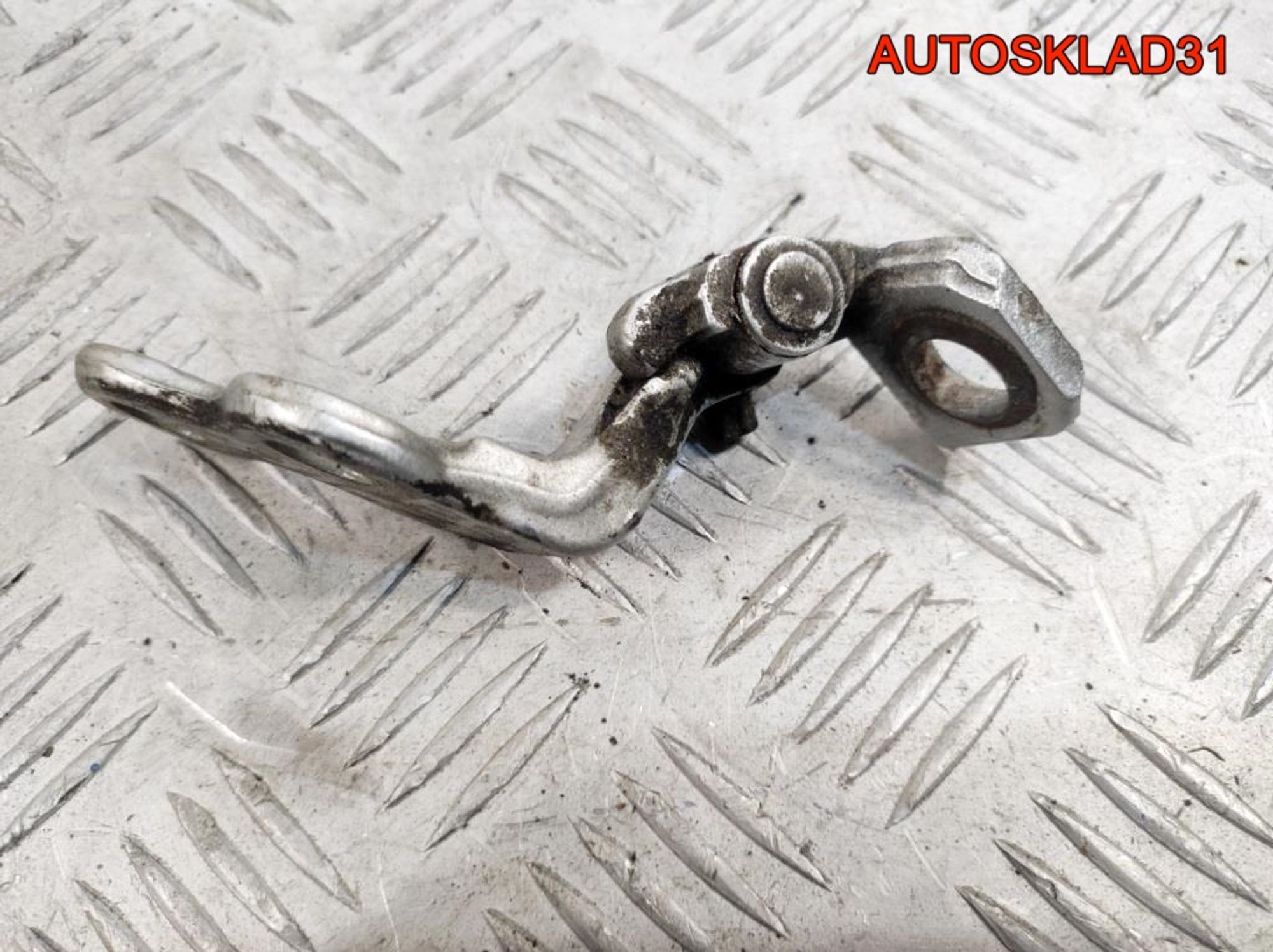 Ограничитель двери задней Nissan Note E11 824301U60A, 800 рублей, Дубовое