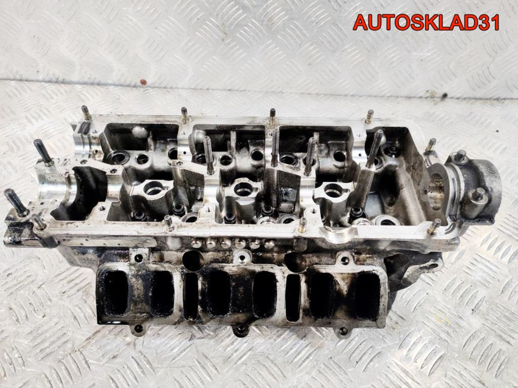 ГБЦ правая Голая Audi A6 C5 2,5 AKE 059103068, 2700 рублей, Дубовое