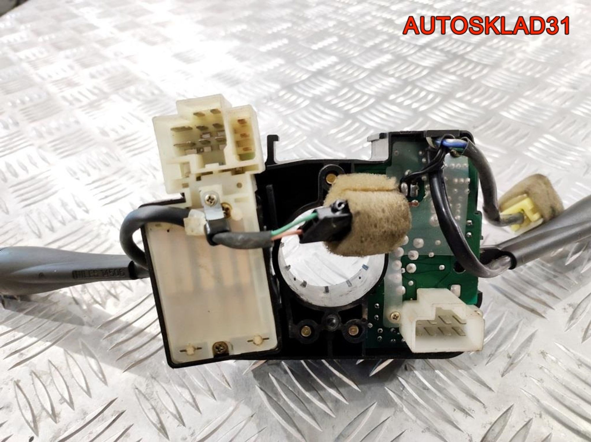 Переключатель подрулевой Nissan Sunny N14 NILES14506, 1500 рублей, Дубовое