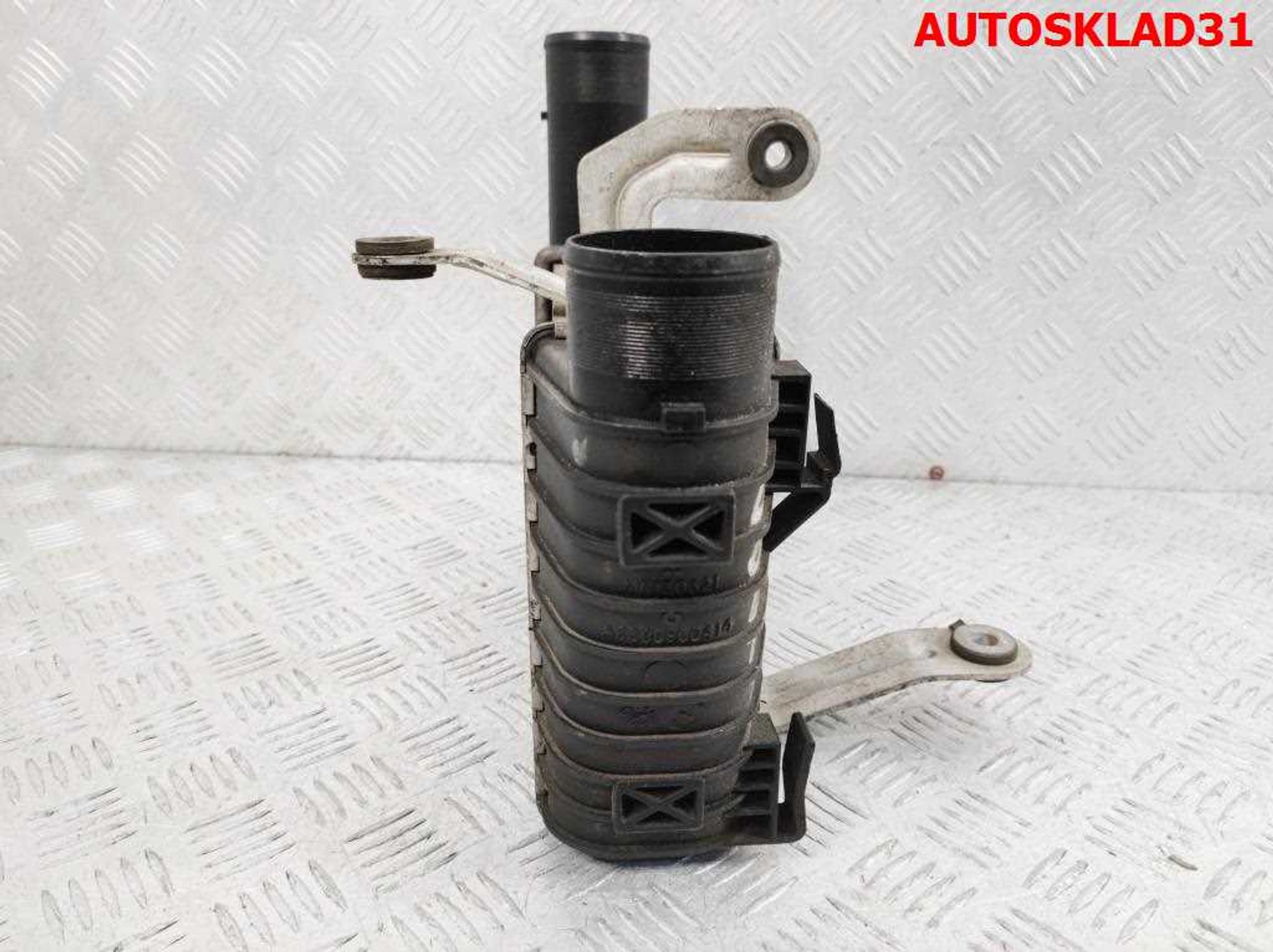Интеркулер Mitsubishi Colt 1,5 Дизель MN130321, 10000 рублей, Дубовое
