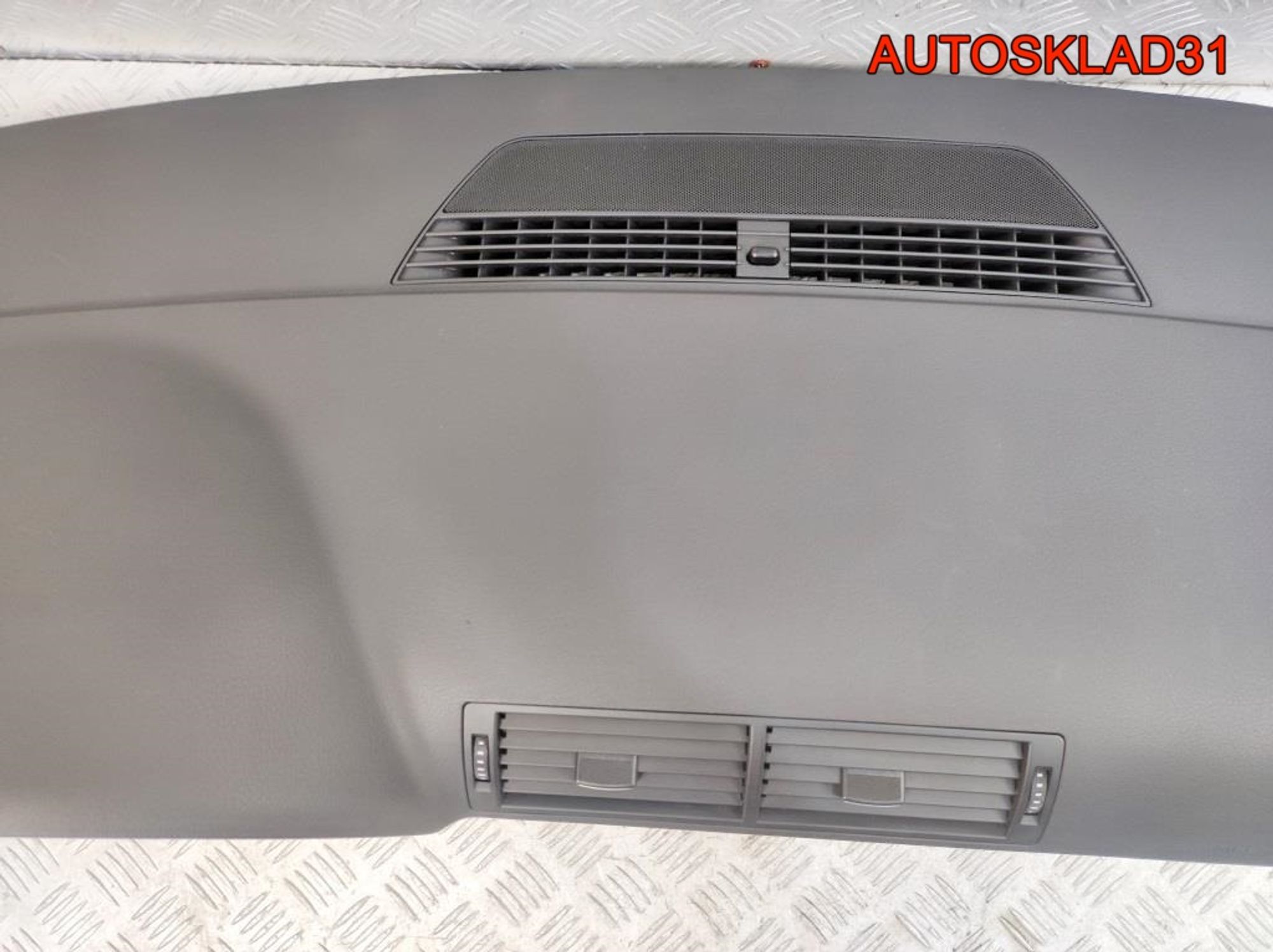 Торпедо Голое Audi A4 B6 8E1857067A, 7000 рублей, Дубовое