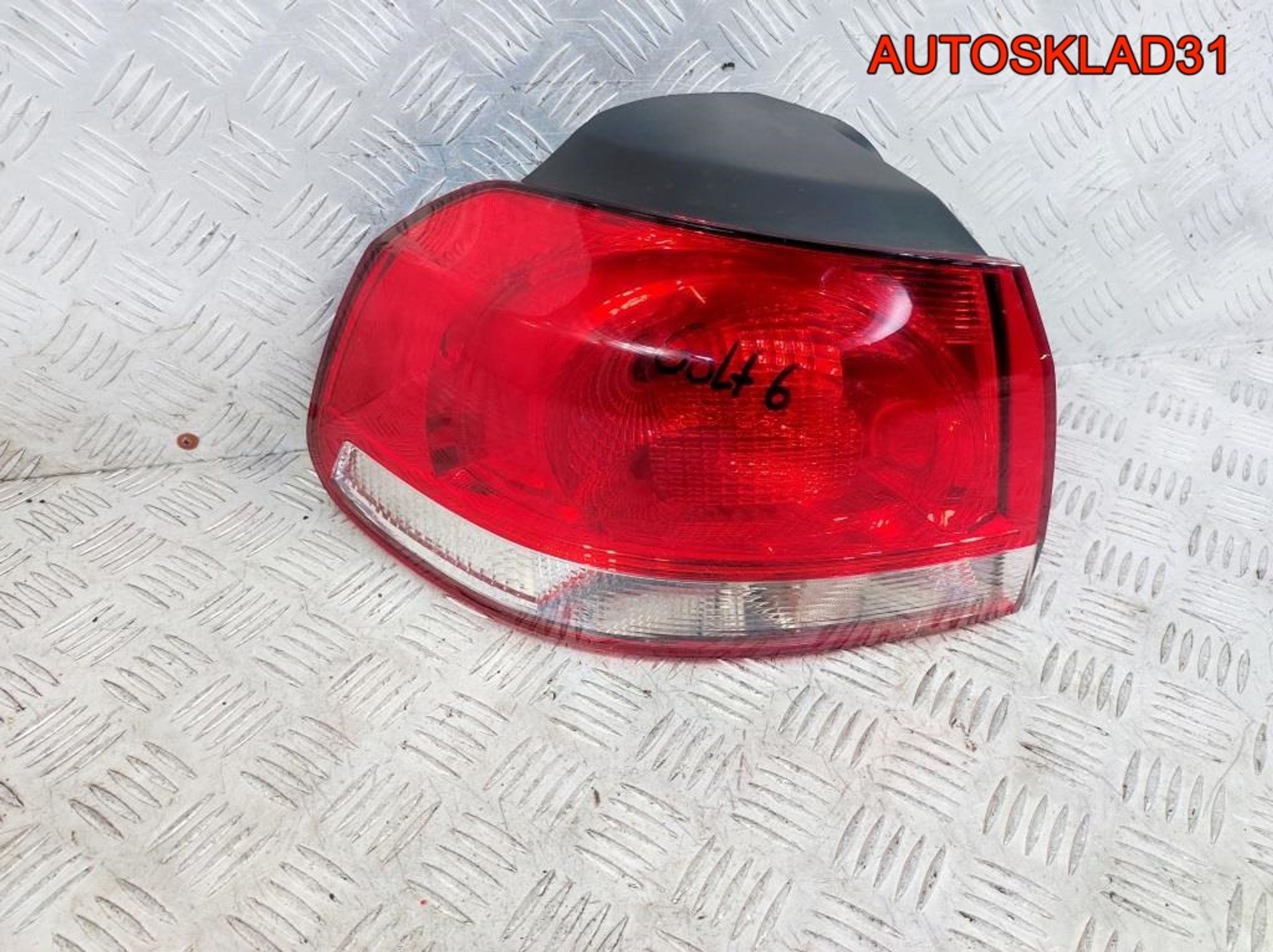 Фонарь задний наружный левый VW Golf 6 5K0945095E, 4100 рублей, Дубовое