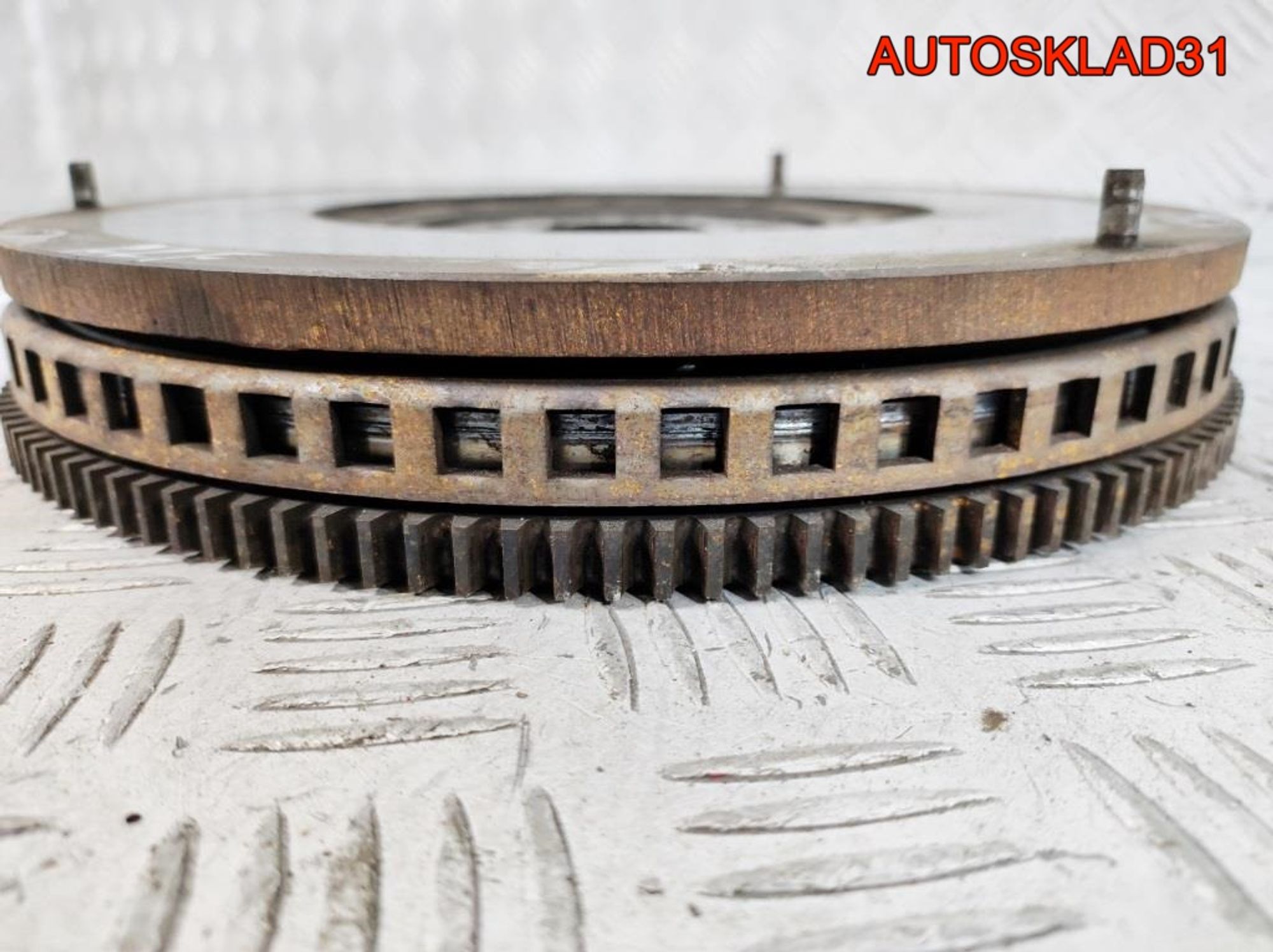 https://ycs.partsauto.market/partsauto-images/thmbs/userImages/edda01b21c13eaa6671738306aa09410/part/349f2d3d-b762-4373-8741-1ea0094b07c8_1781617247067.jpg