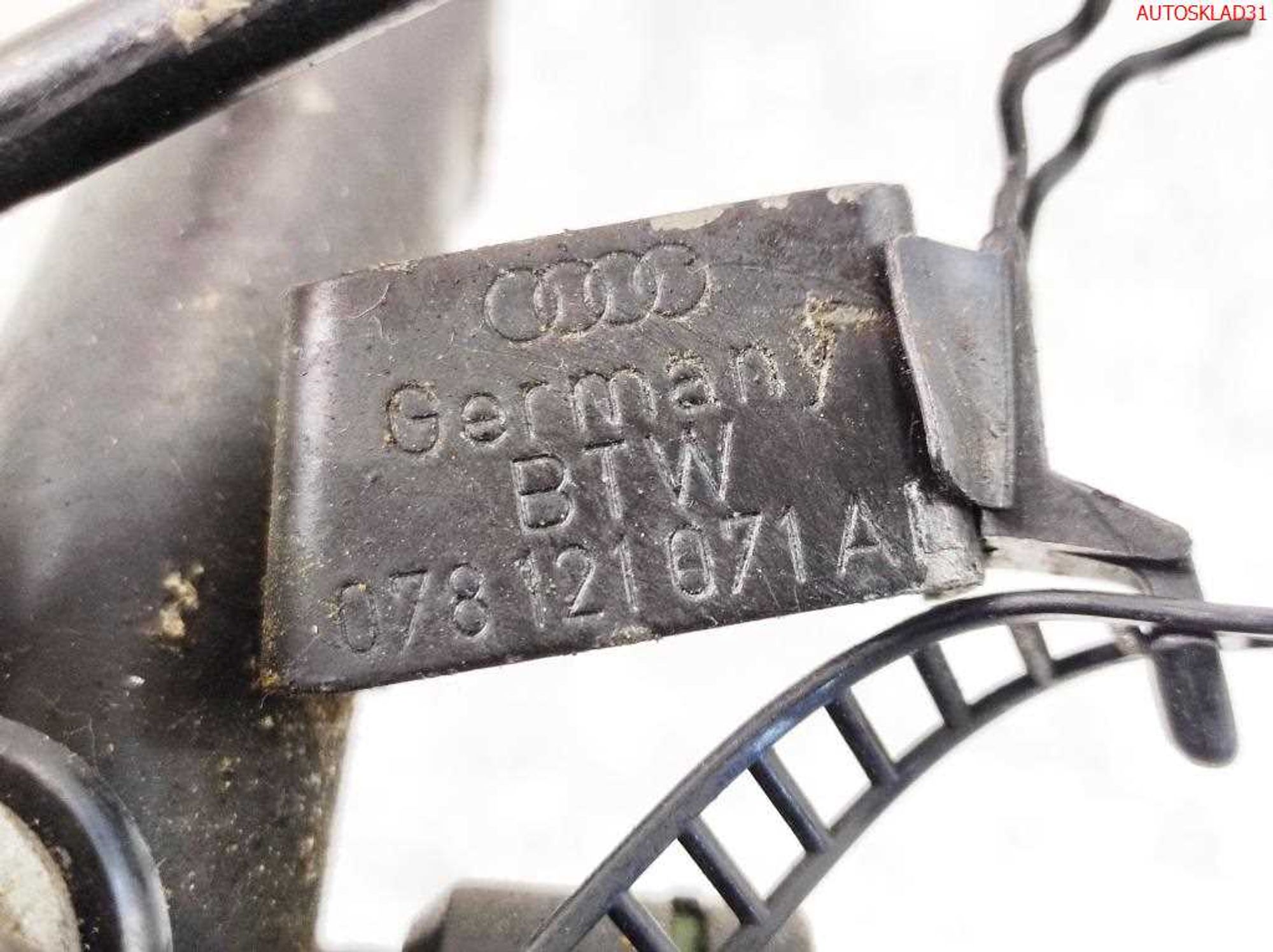 Трубка охлаждающей жидкости Audi A4 B5 078121071AL, 2500 рублей, Дубовое