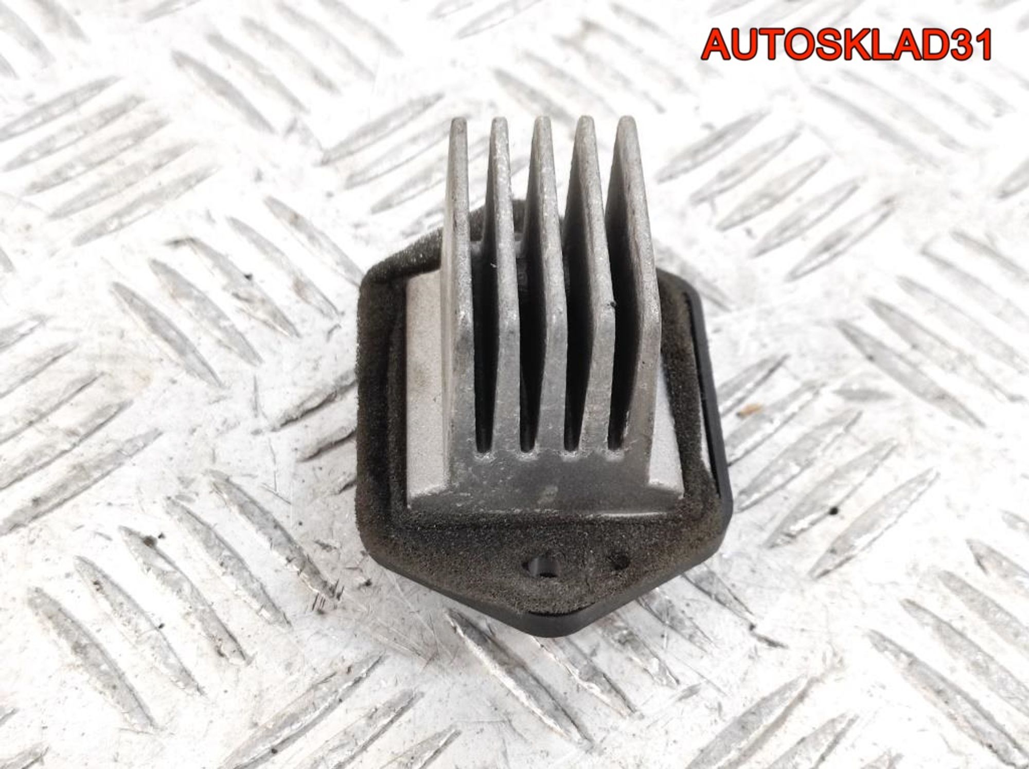 Резистор отопителя Kia Sportage 2 2.0 G4GC 971791F200, 1500 рублей, Дубовое