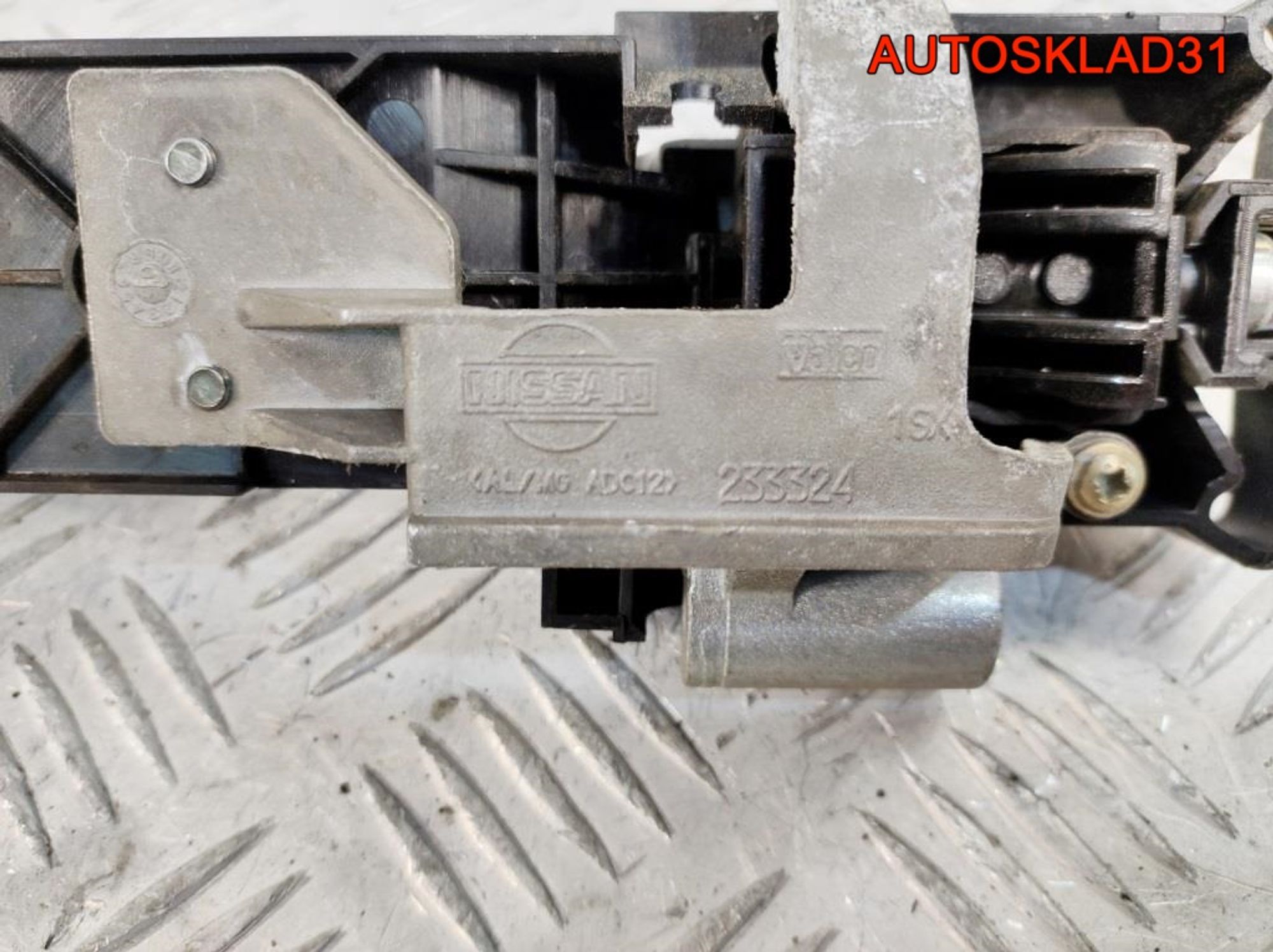 Ручка двери задняя левая Nissan Note 80640AX62C, 2300 рублей, Дубовое