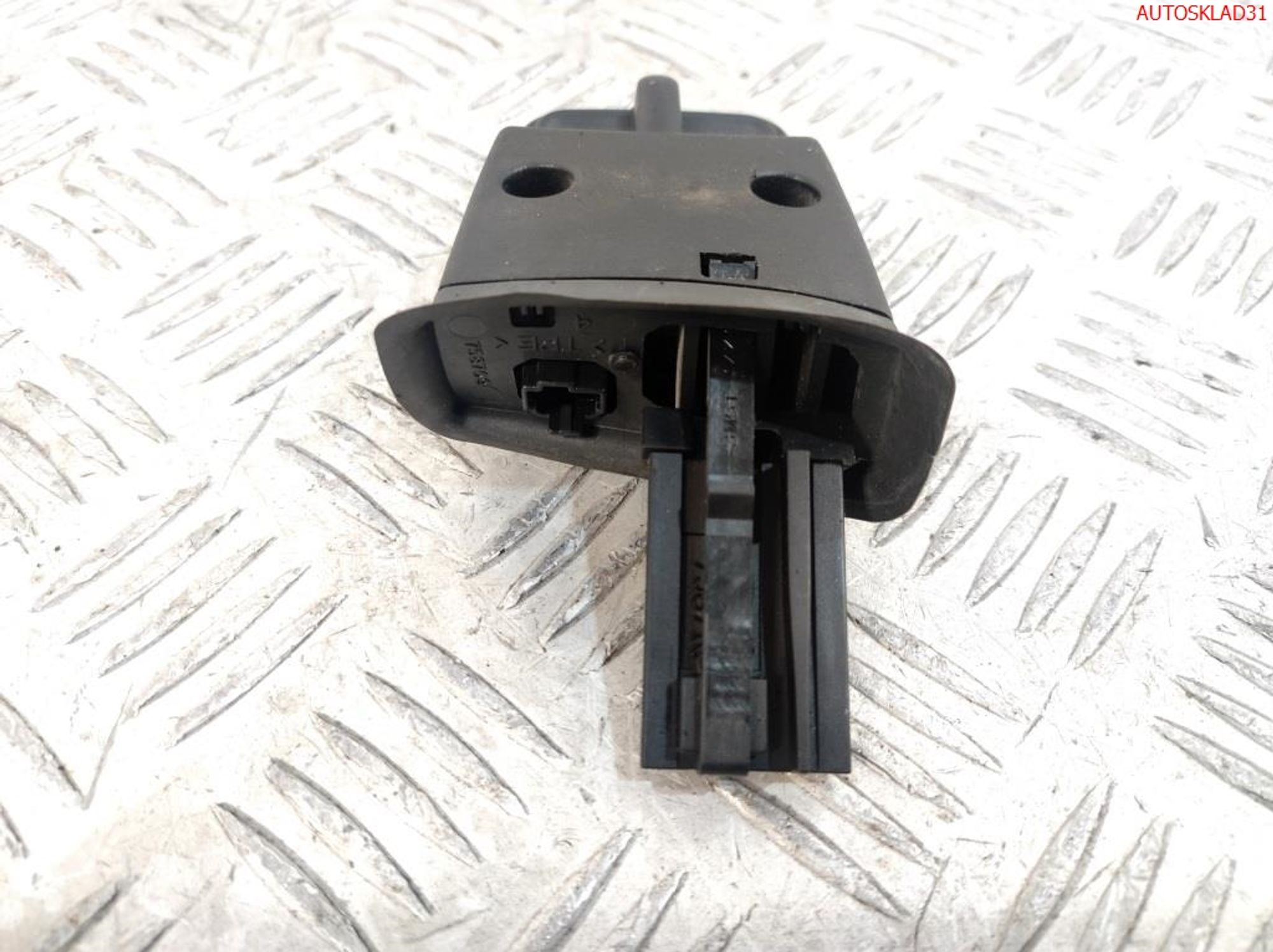 Переключатель подрулевой магнитолы Ford Focus 2 3M5T14K147AD, 1500 рублей, Дубовое