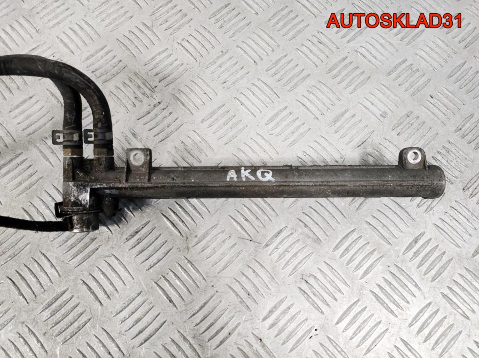 Рейка топливная VW Golf 4 1,4 AKQ 036133319B, 900 рублей, Дубовое