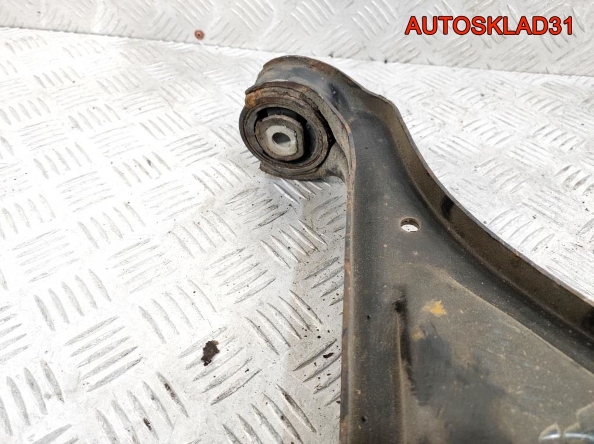 Рычаг передний левый нижний Opel Omega B 90576788, 3200 рублей, Дубовое