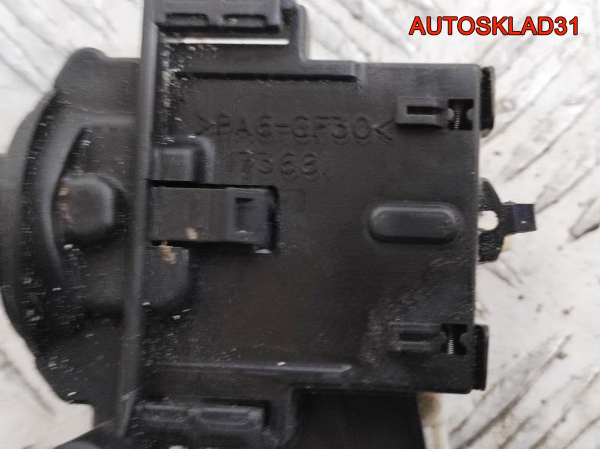 Переключатель поворотов Toyota Yaris 1 8414052020, 1000 рублей, Дубовое