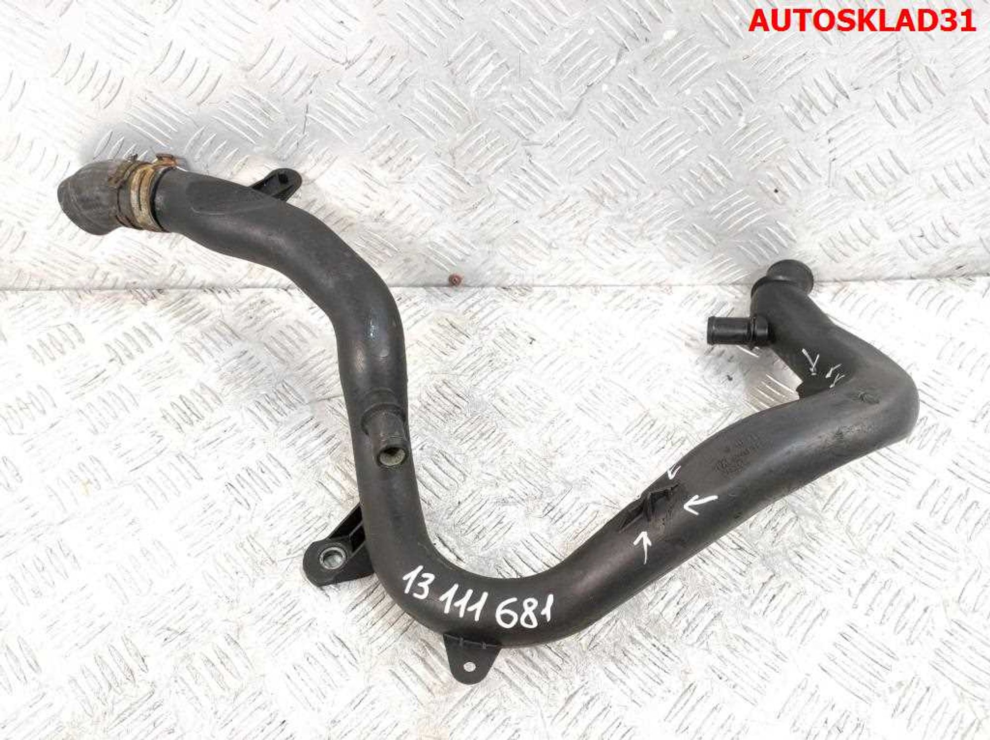 Трубка системы охлаждения Opel Astra G 2,2 Y22DTR 13111681, 1000 рублей, Дубовое