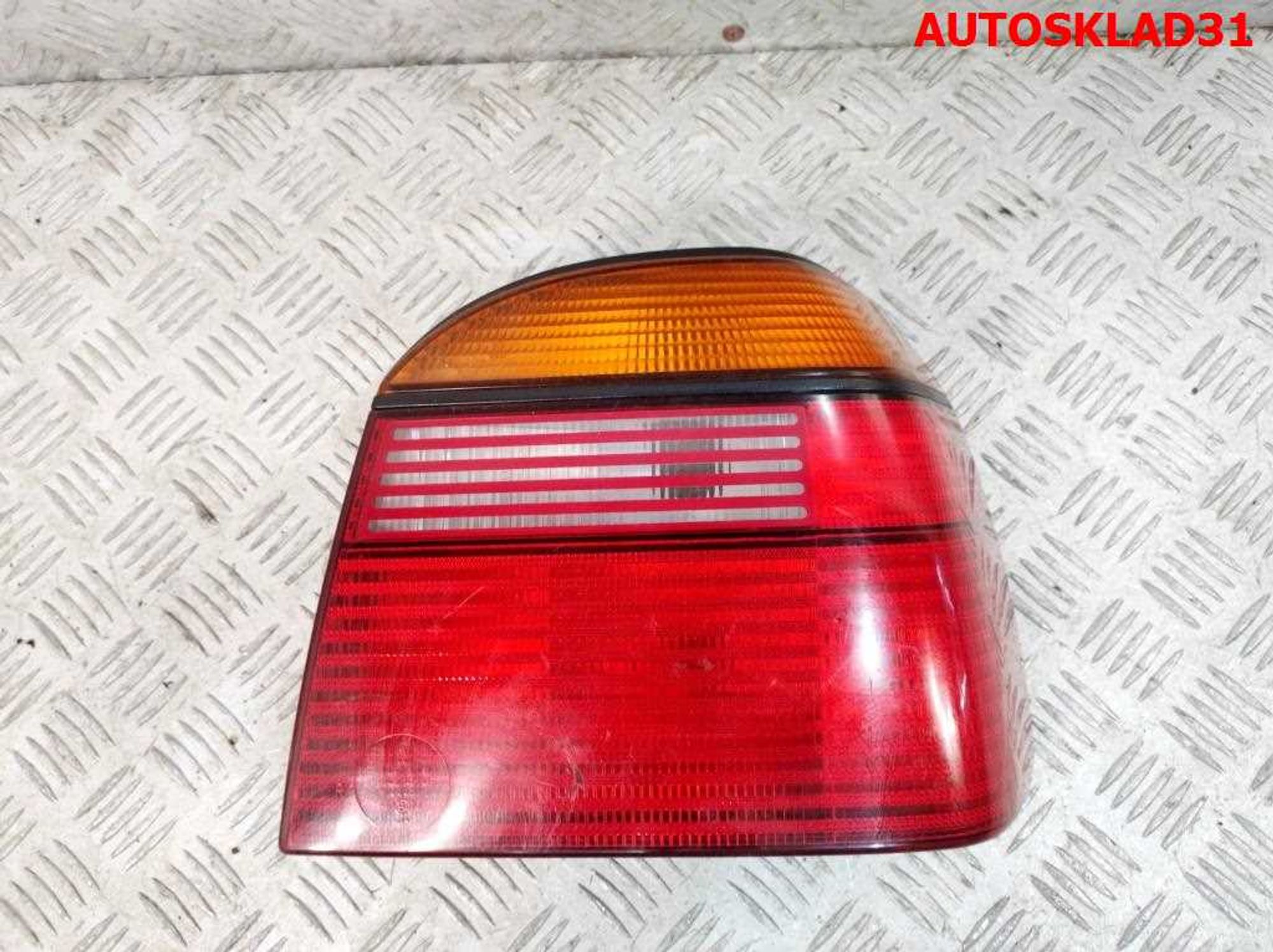 Фонарь задний правый VW Golf 3 1H6945112E, 2500 рублей, Дубовое