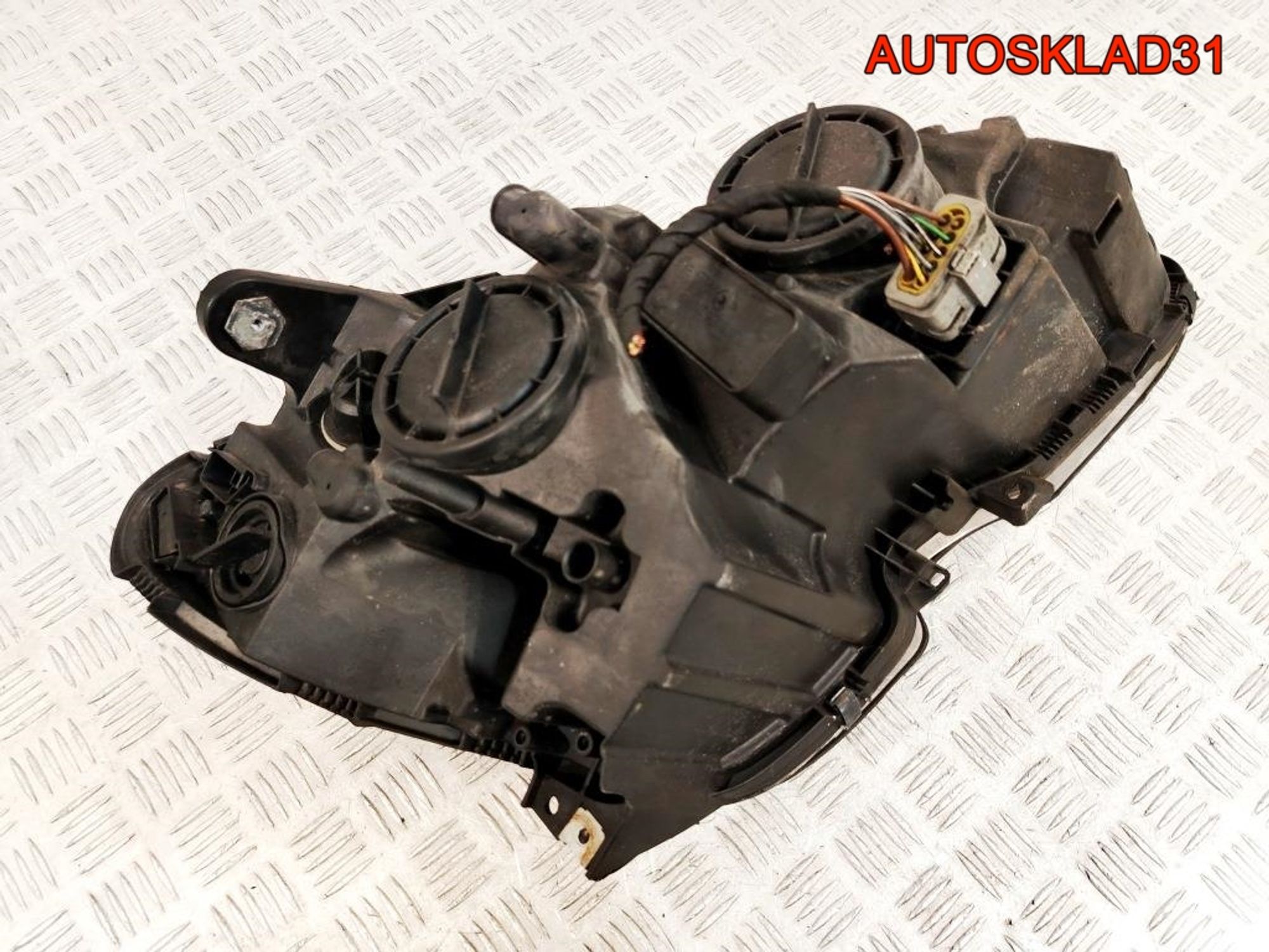 Фара левая Mercedes Benz W204 A2049065103, 18000 рублей, Дубовое