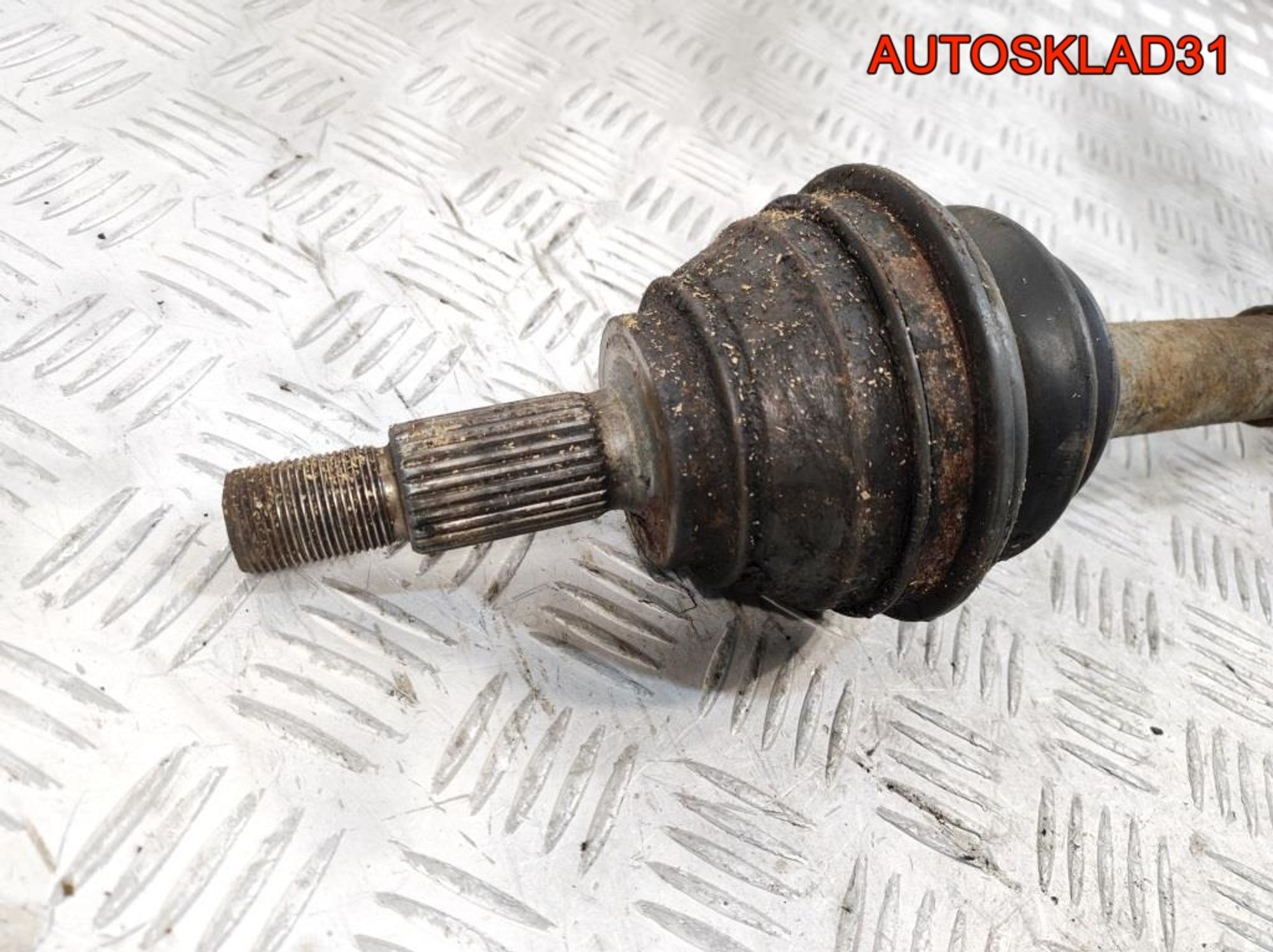 Привод передний левый Audi 100 C3 431407331G, 2300 рублей, Дубовое
