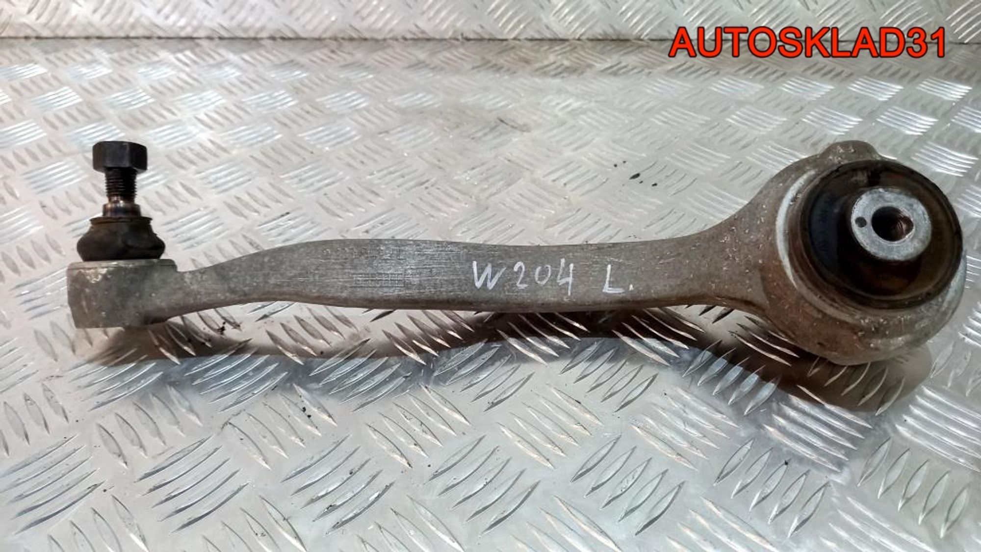 Рычаг передний верхний левый Mercedes Benz W204 A2033303511, 2000 рублей, Дубовое