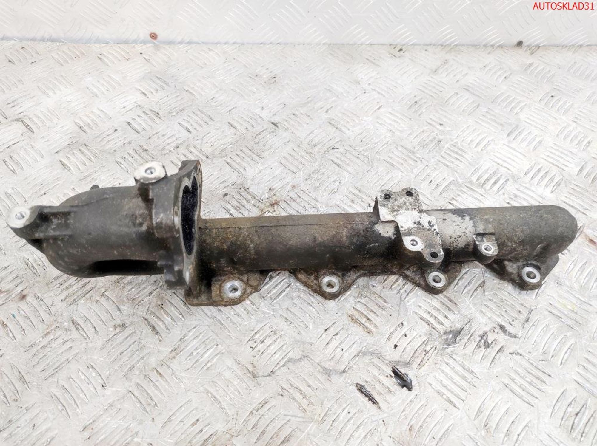 Коллектор впускной Renault Trafic 2,0 M9R 780 8201082165, 1500 рублей, Дубовое