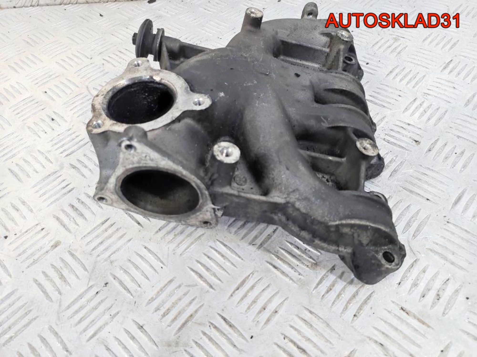 Коллектор впускной VW Sharan 2.0 BRT 03G129713L, 900 рублей, Дубовое