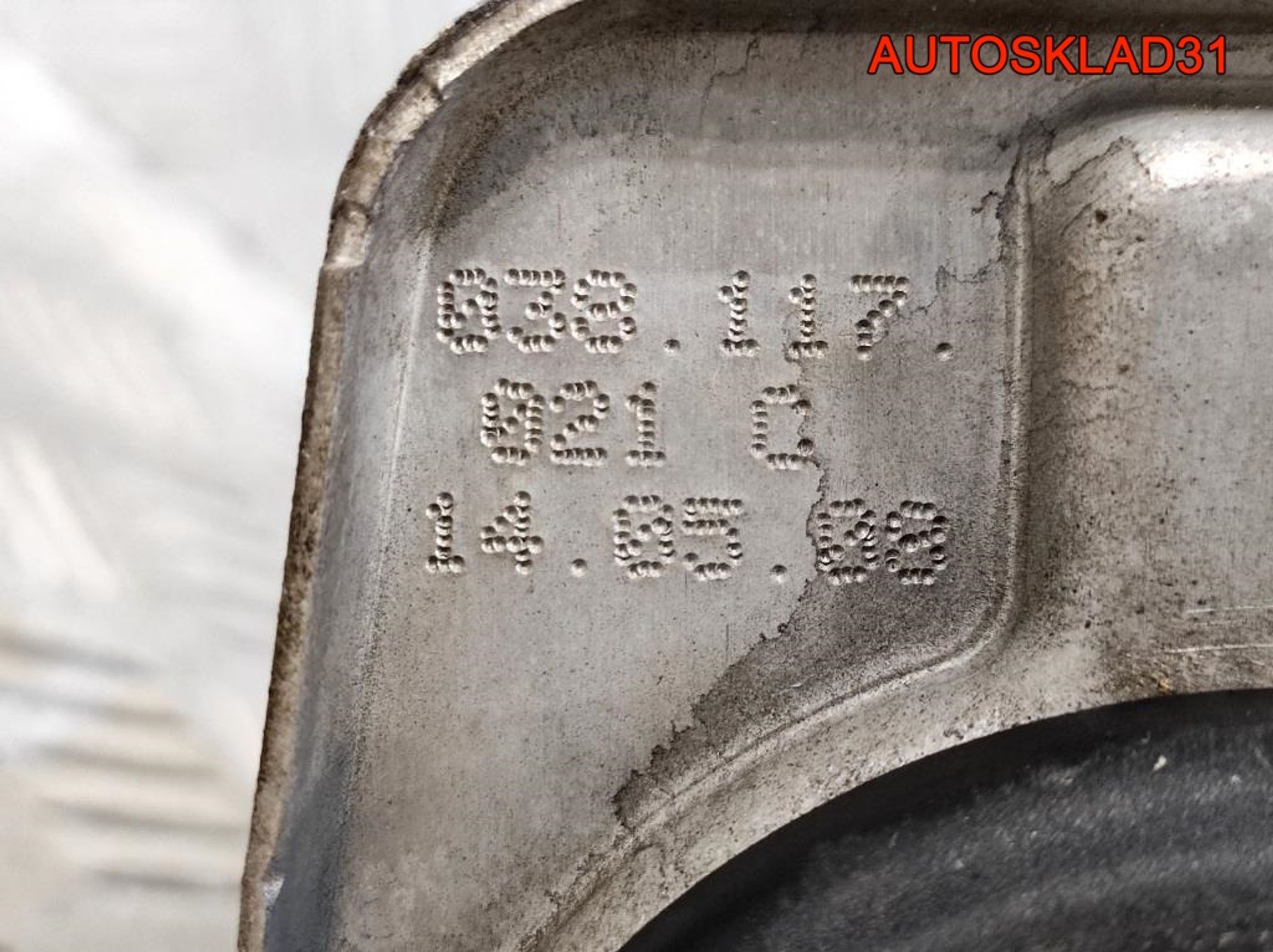 Корпус масляного фильтра VW Passat B6 045115389H, 900 рублей, Дубовое