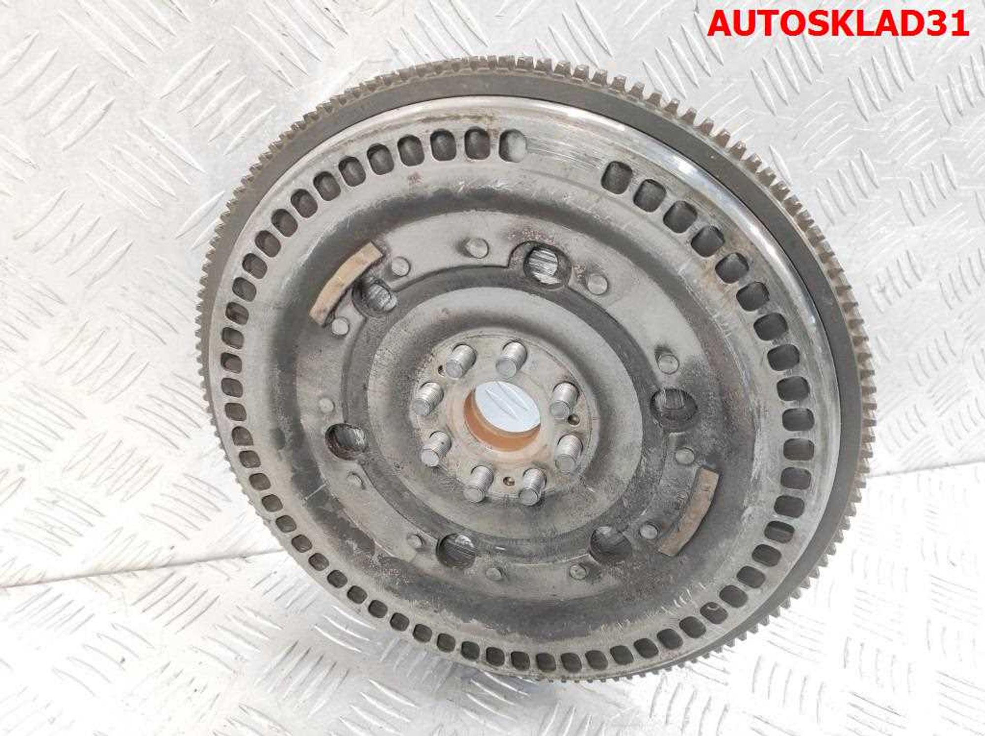 Маховик в сборе со сцеплением Ford Focus 1 1,8 FFDA Дизель 1S416477DD, 3500 рублей, Дубовое
