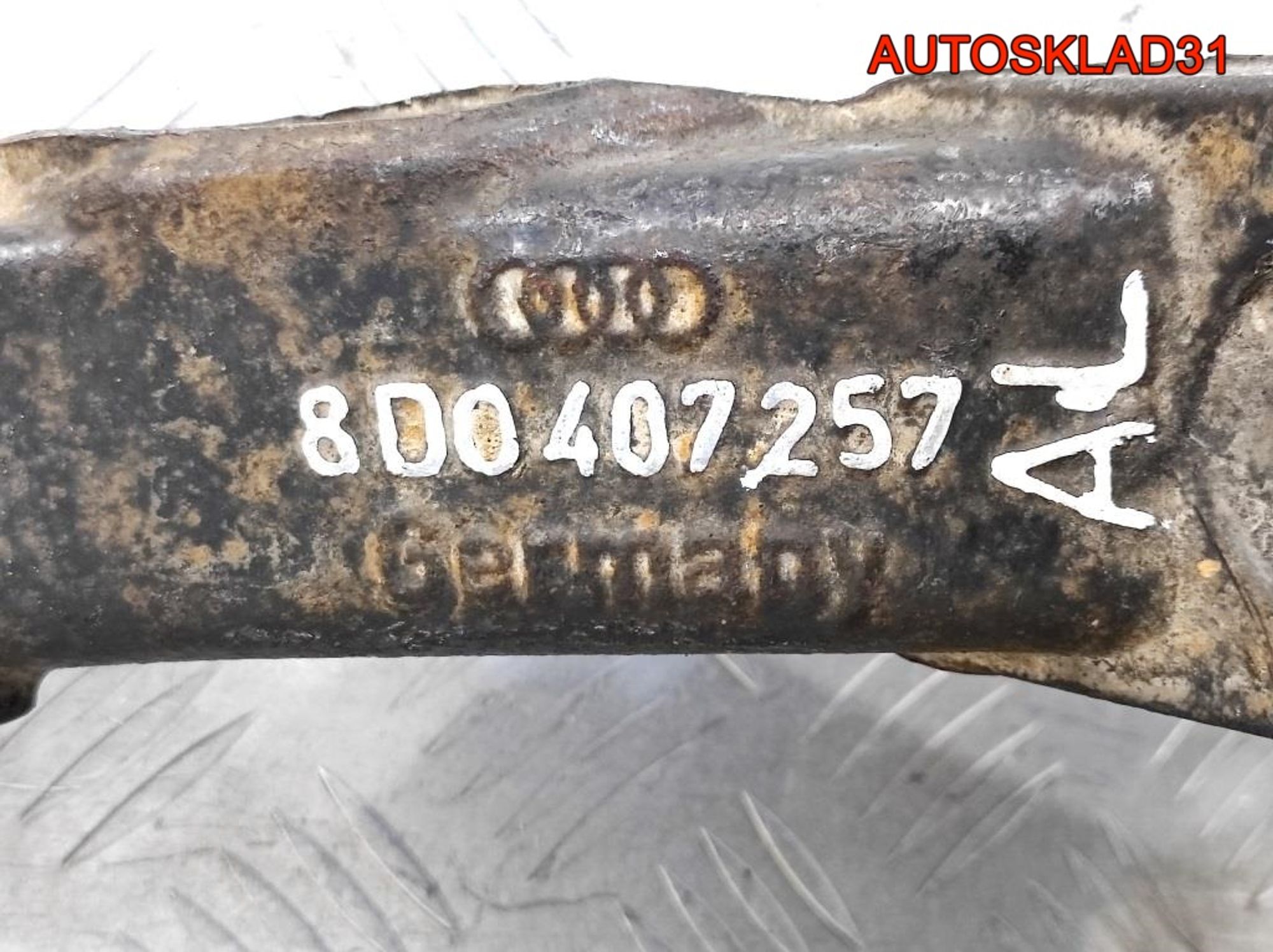 Кулак передний левый VW Passat B5 8D0407257AL, 1200 рублей, Дубовое