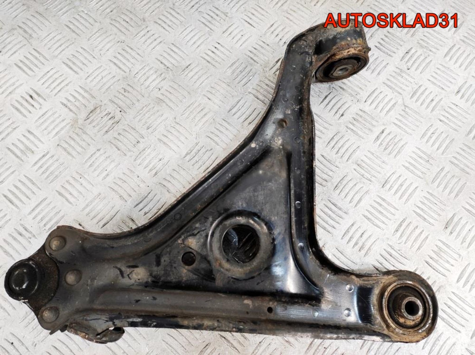 Рычаг передний правый нижний Opel Omega B 90576789, 3200 рублей, Дубовое