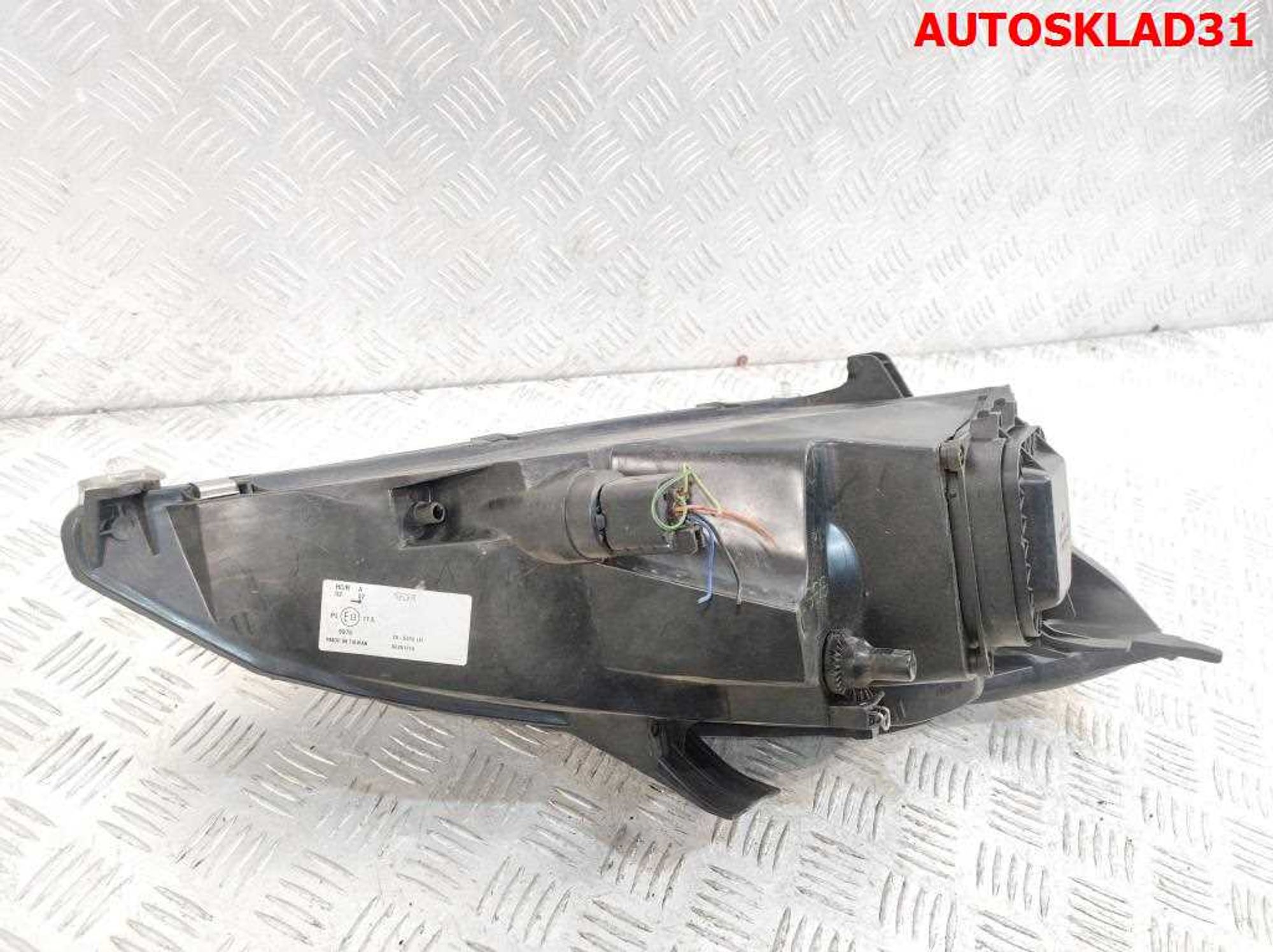 Фара левая TYC Ford Focus 1
205676082B Дорест, 3000 рублей, Дубовое