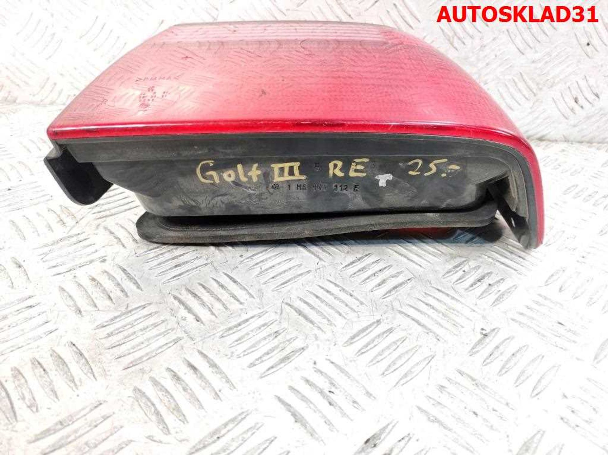 Фонарь задний правый VW Golf 3 1H6945112E, 2500 рублей, Дубовое