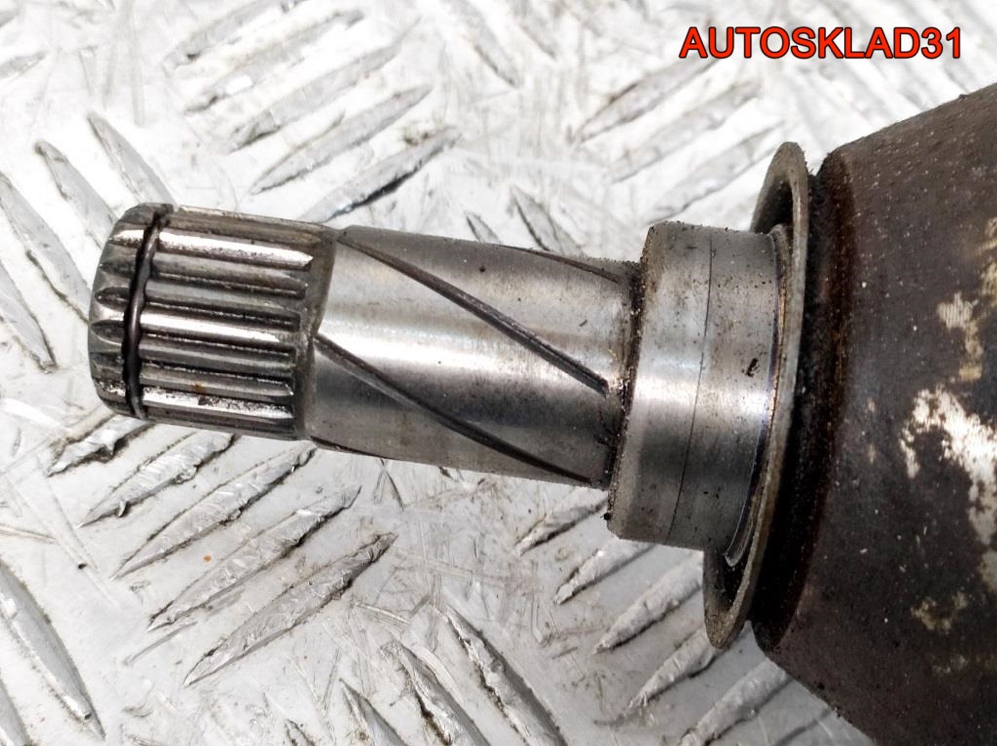 Привод передний правый Opel Astra H 1,6 Бензин МКПП, 6000 рублей, Дубовое