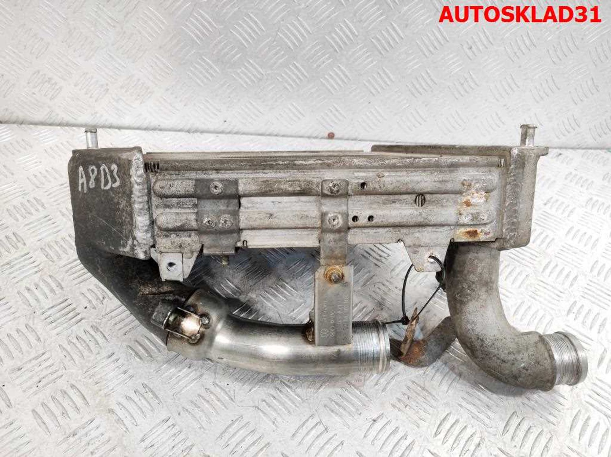 Интеркулер Audi A8 D3 4E0145805D Дизель, 5700 рублей, Дубовое