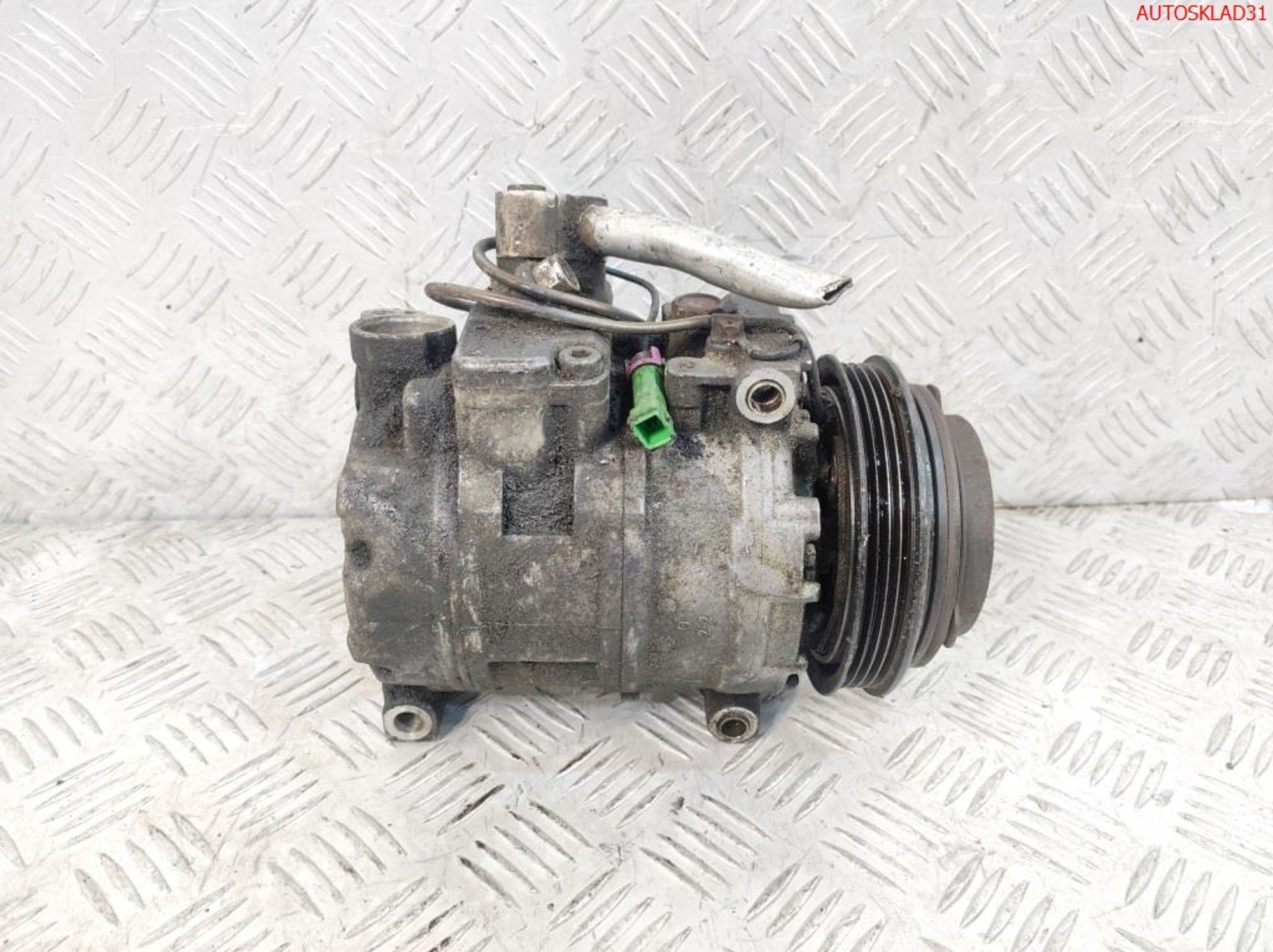 Компрессор кондиционера Audi A6 C5 2,5 Дизель 4B0260805C, 8600 рублей, Дубовое