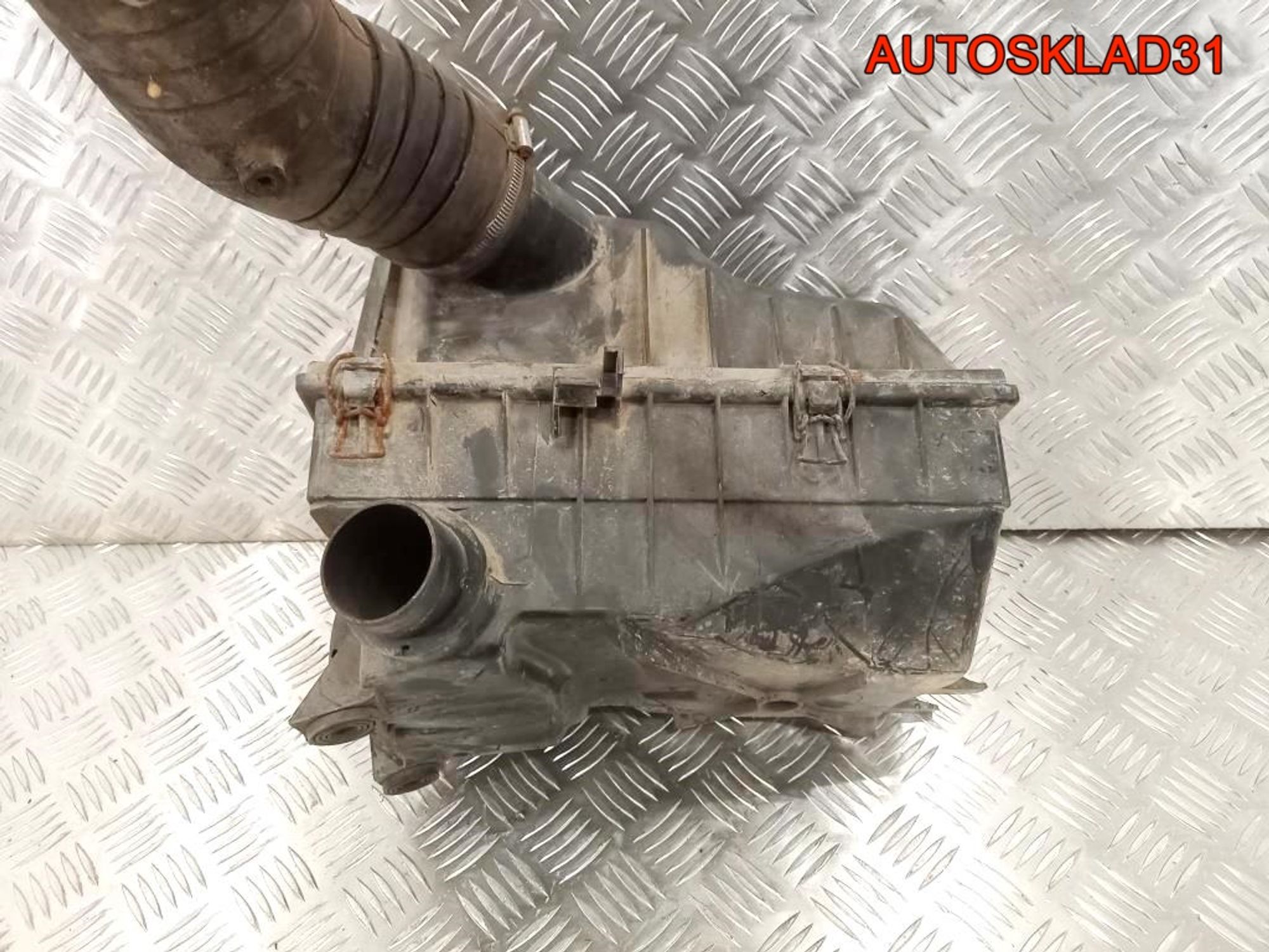 Корпус воздушного фильтра VW Passat B3 357129607, 900 рублей, Дубовое