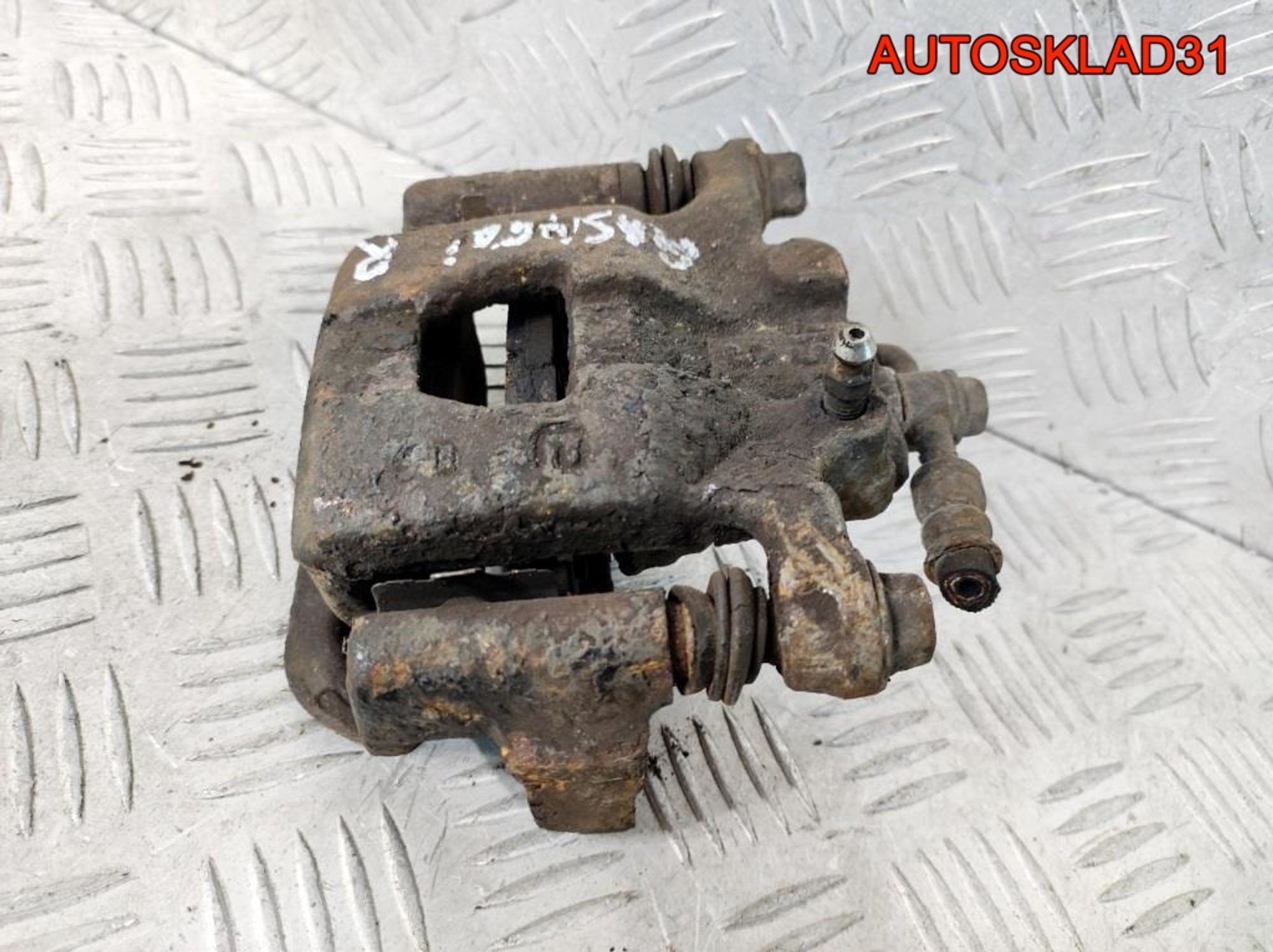 Суппорт тормозной задний правый Nissan Qashqai J10, 3200 рублей, Дубовое