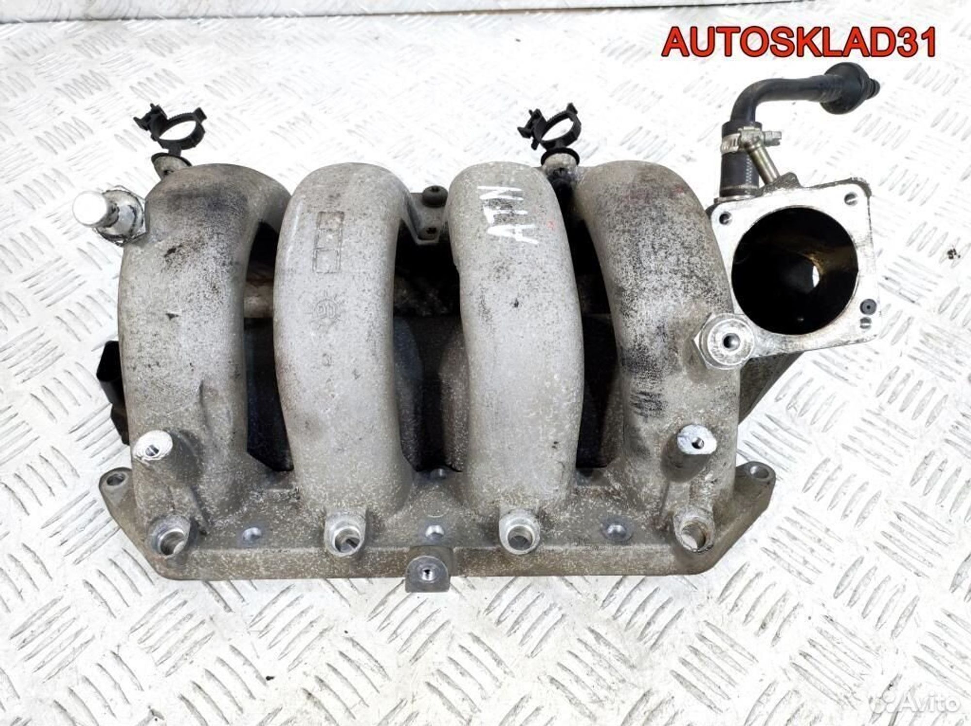 Коллектор впускной VW Golf 4 1,6 ATN 036129711CP, 1500 рублей, Дубовое