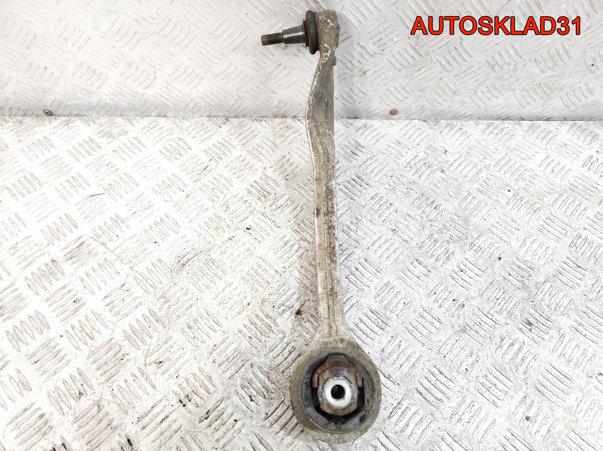 Рычаг передний правый нижний Audi A6 C5 4D0407696J, 1500 рублей, Дубовое