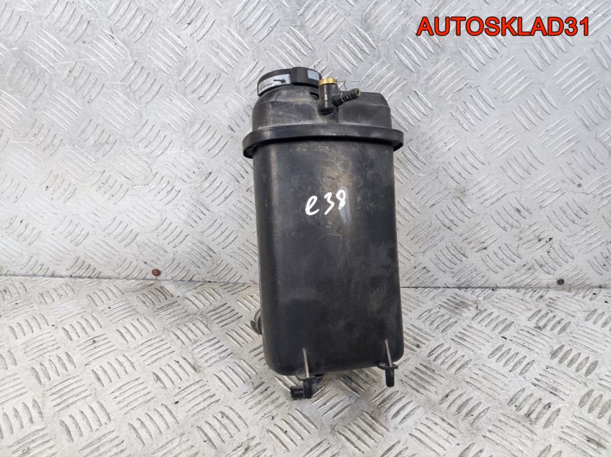 Бачок расширительный  BMW E38 3,5 M62B35 17411670, 2500 рублей, Дубовое