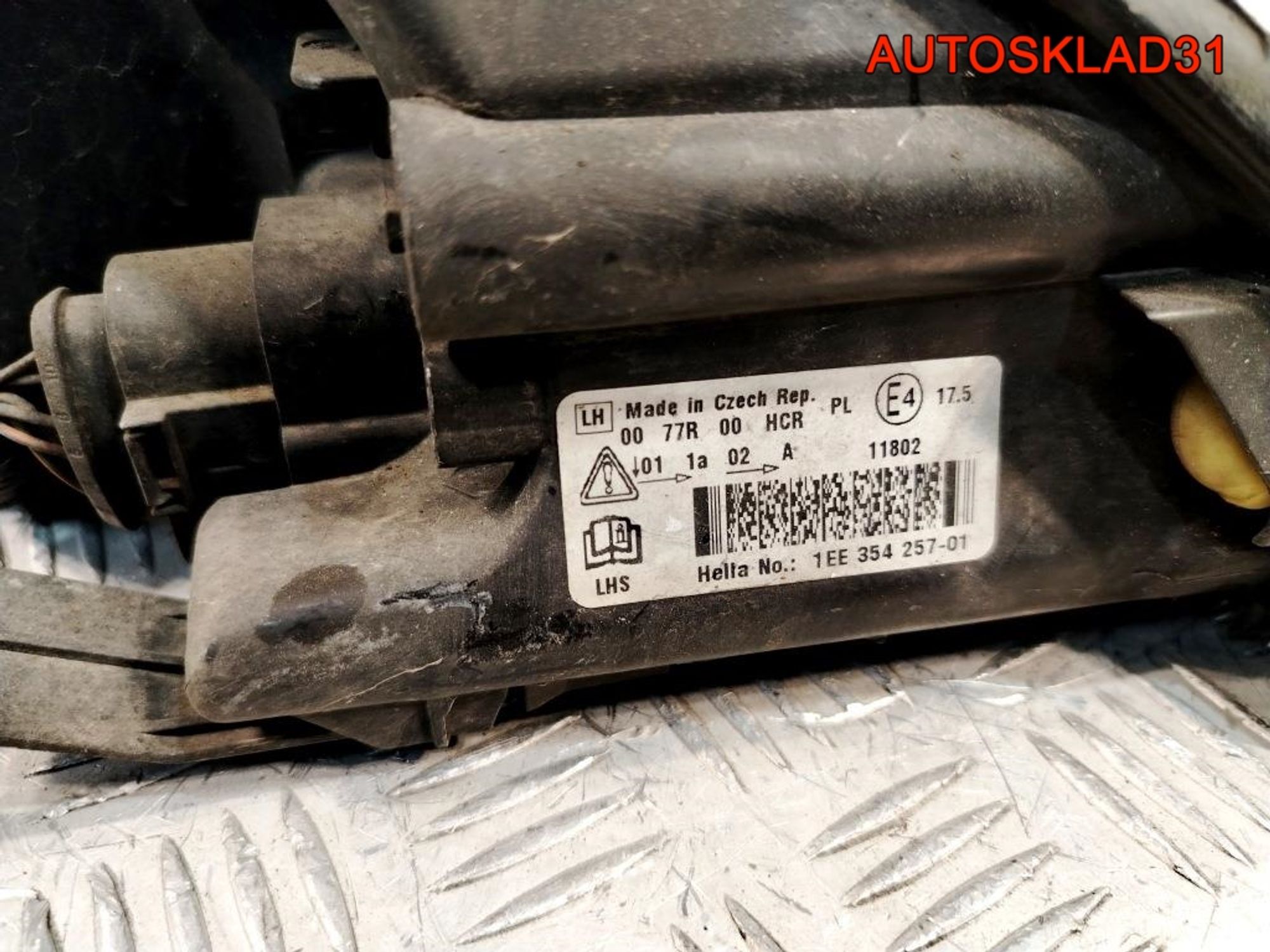Фара левая Ford Focus 2 Рестайлинг 1EE35425701, 14000 рублей, Дубовое